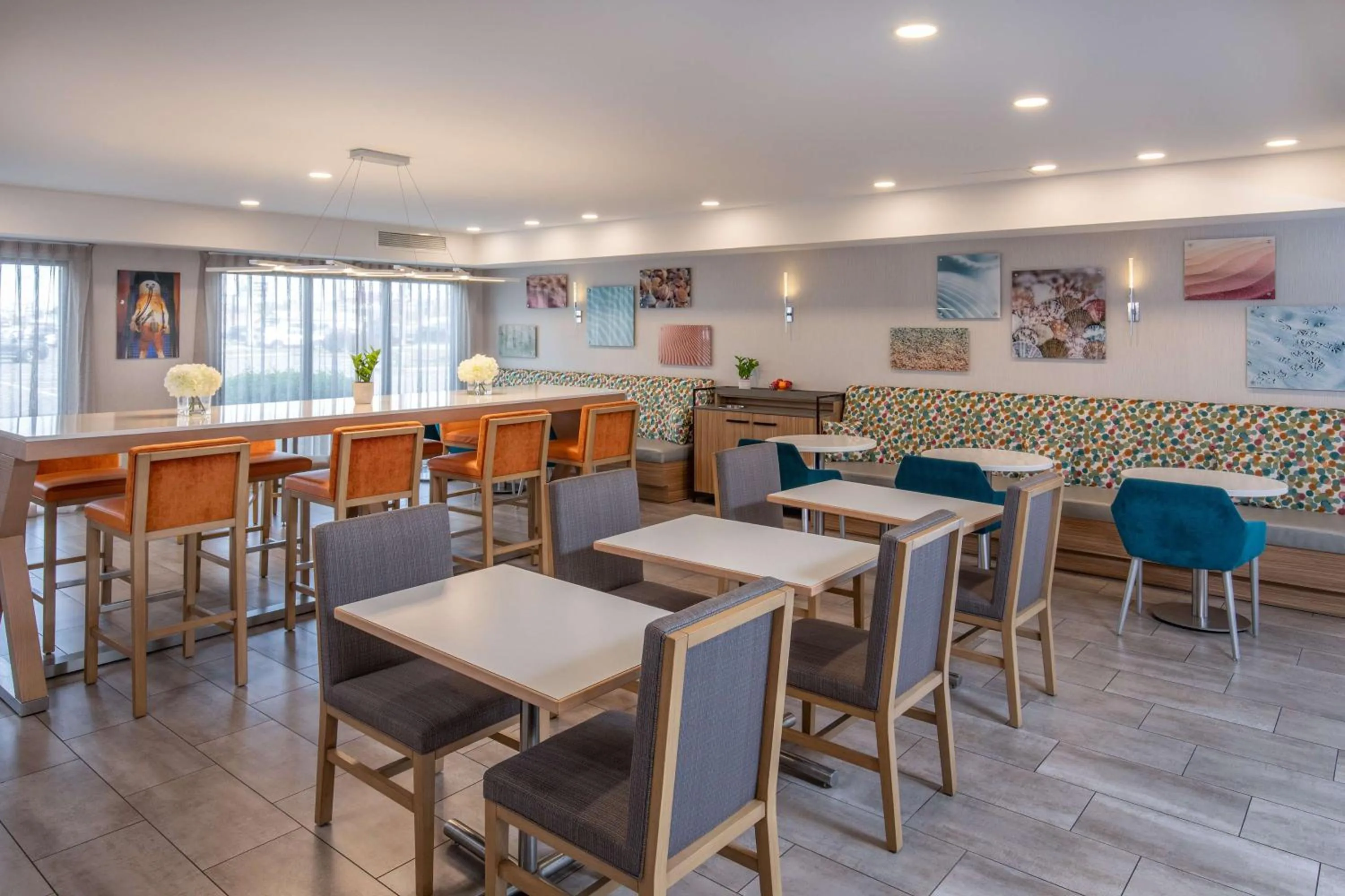 Lobby or reception in Hampton Inn Rehoboth Beach