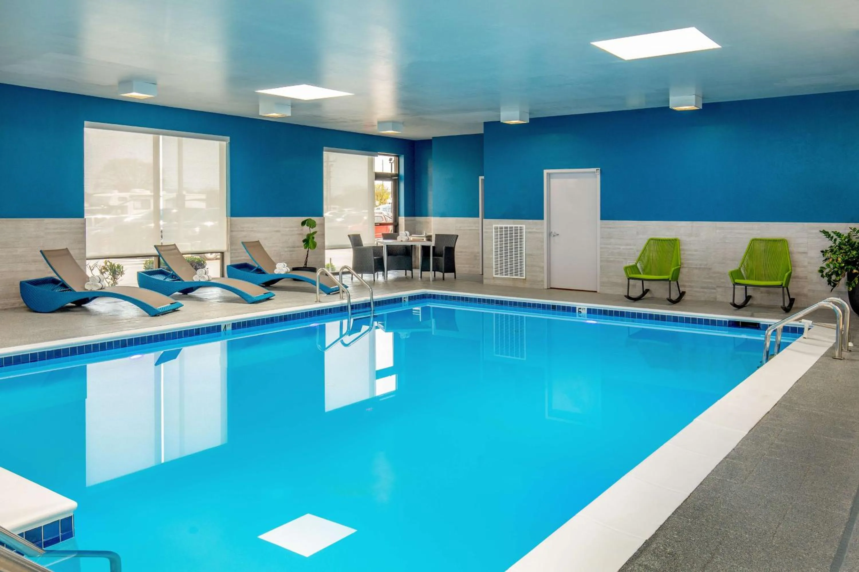 Pool view in Hampton Inn Rehoboth Beach