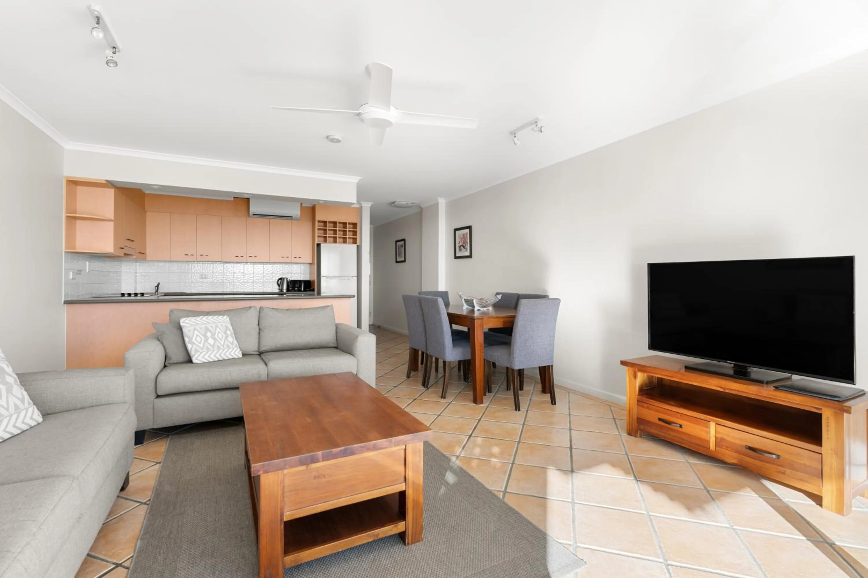 Communal lounge/ TV room in Fairshore Noosa