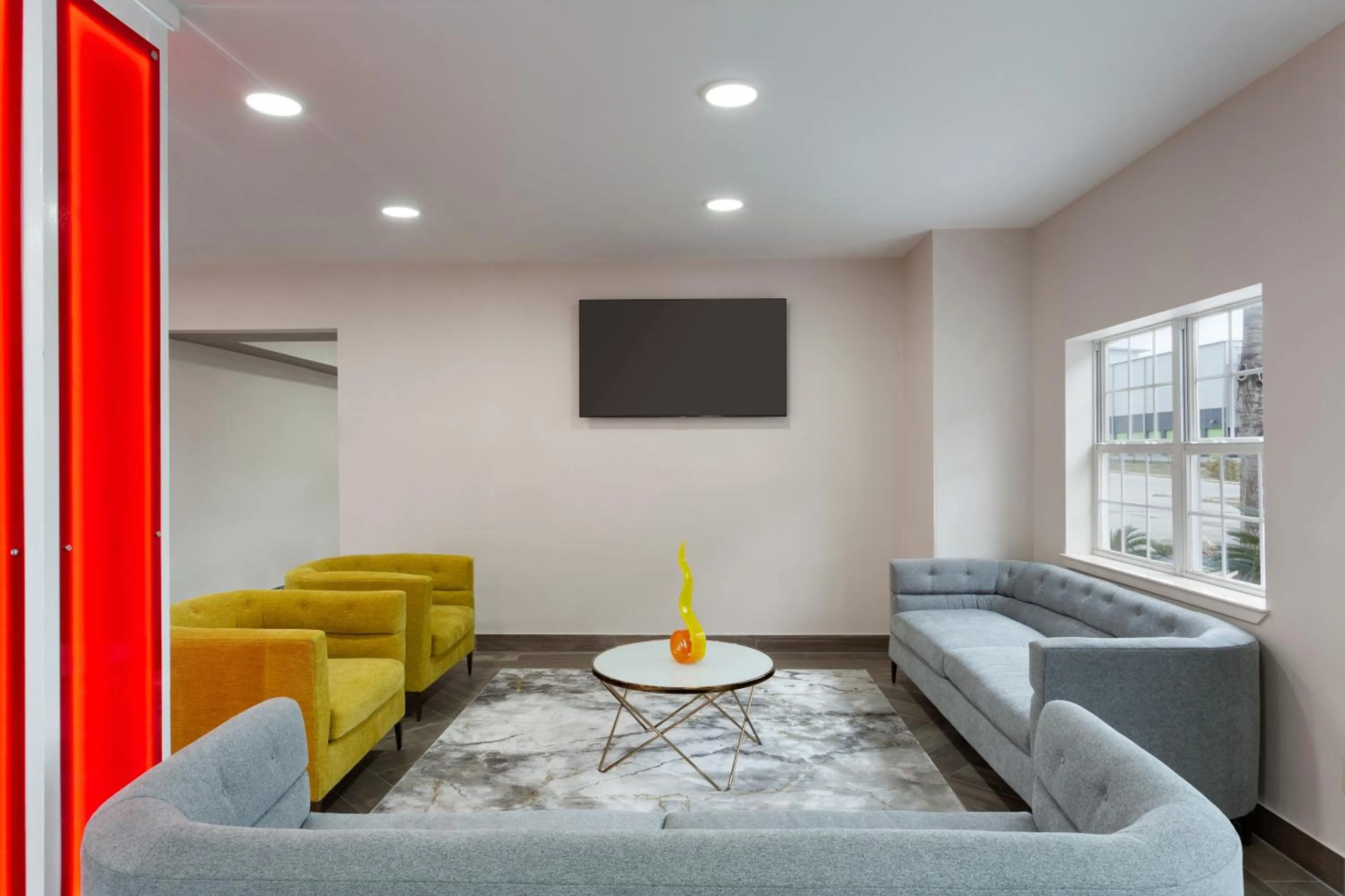 Lobby or reception in Super 8 by Wyndham San Antonio Airport North