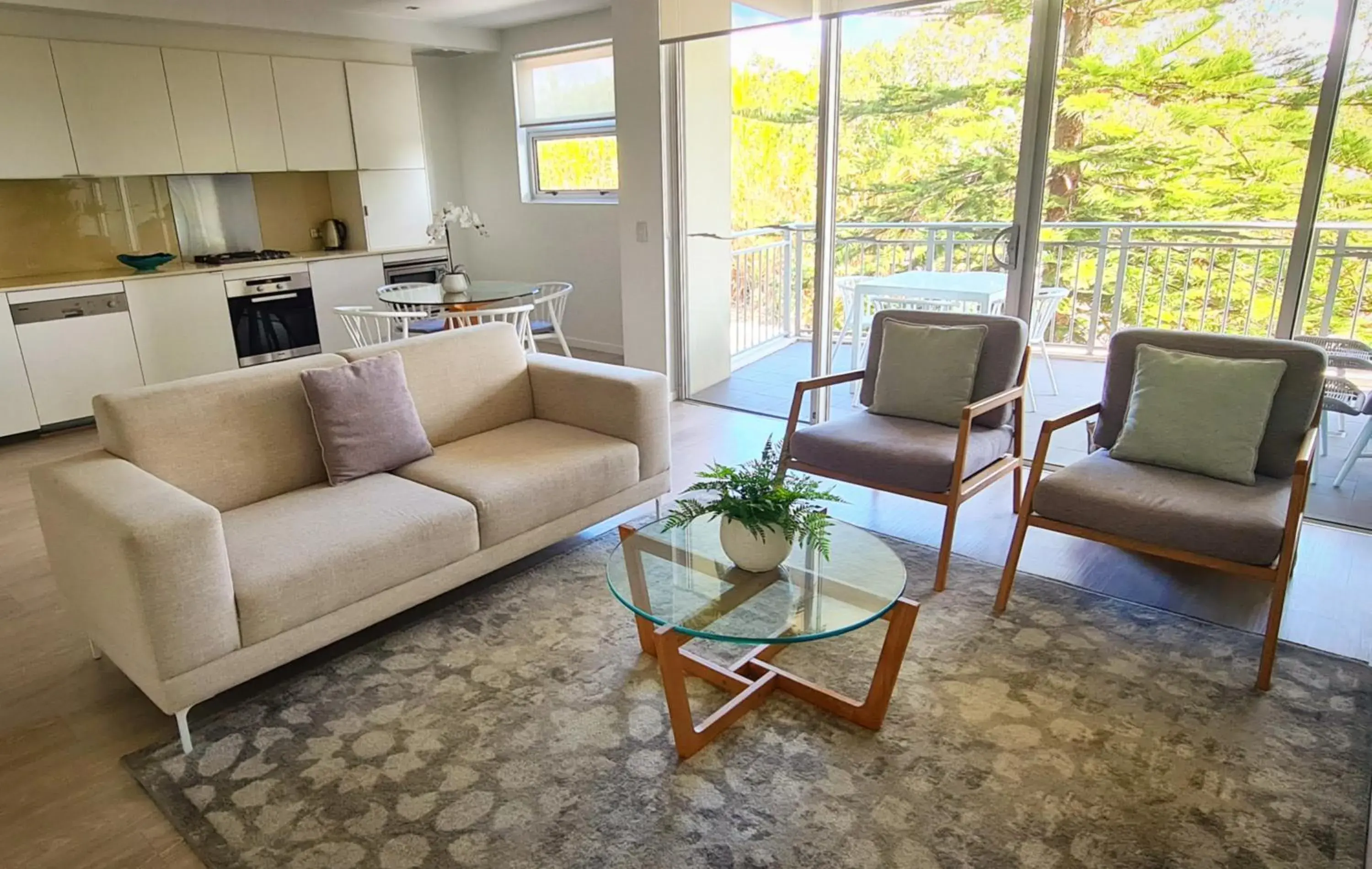 Two-Bedroom Apartment with Hinterland View in The Beach Cabarita Two-Bedroom Apartment with Hinterland View in The Beach Cabarita