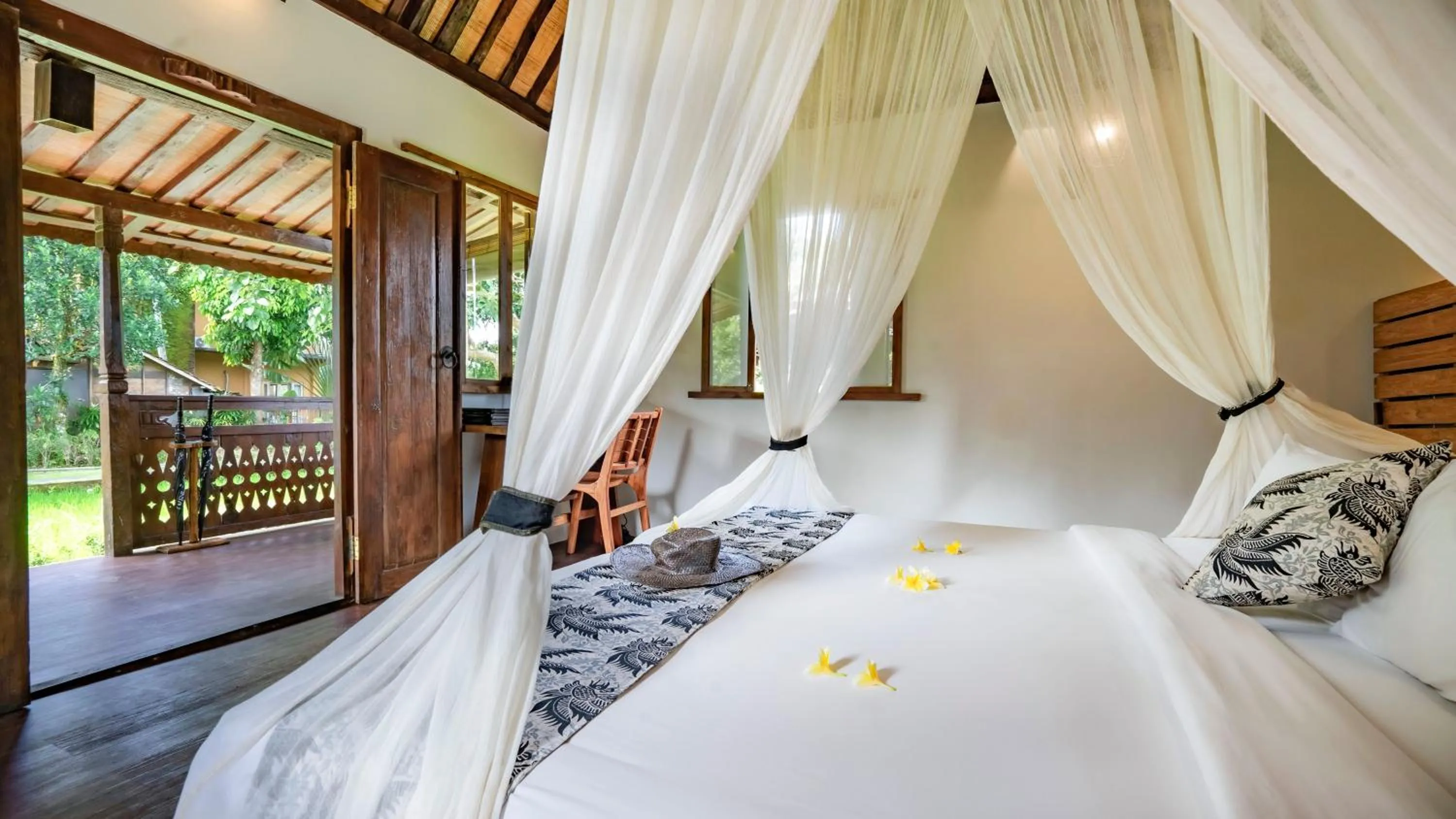 Bed in KajaNe Yangloni at Ubud Bali