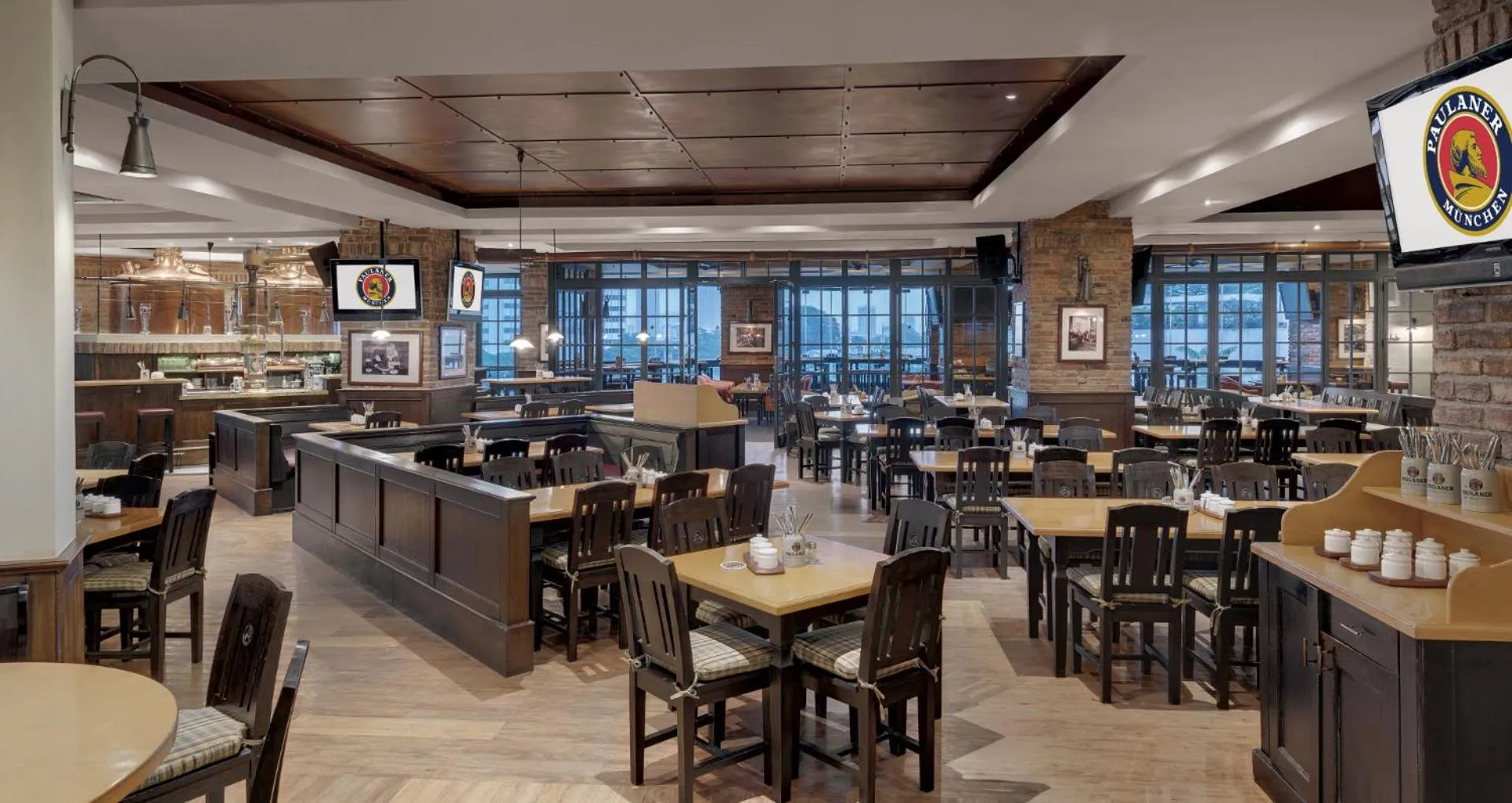 Lunch in Hotel Indonesia Kempinski Jakarta