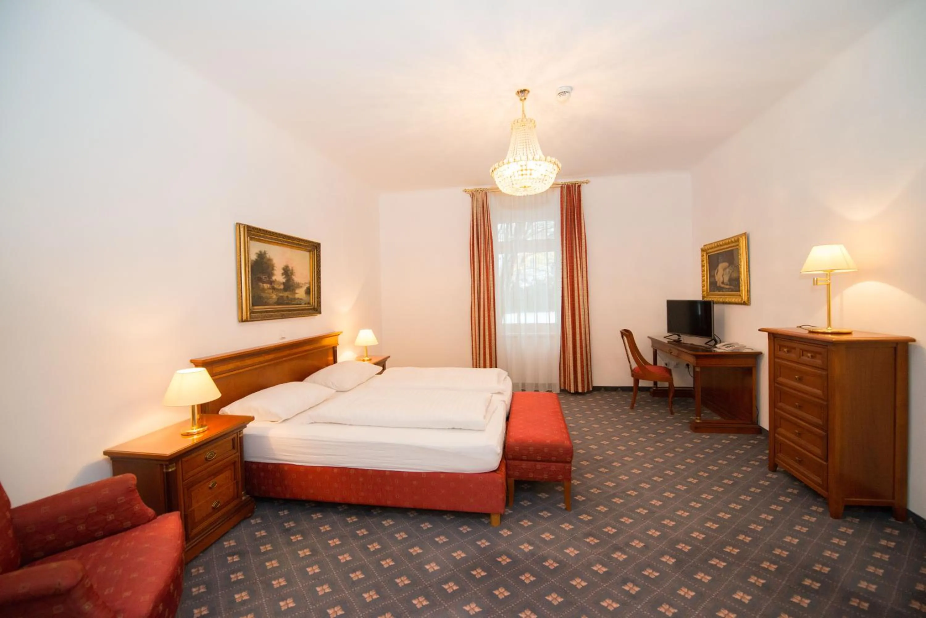 Bedroom, Bed in Parkhotel Styria