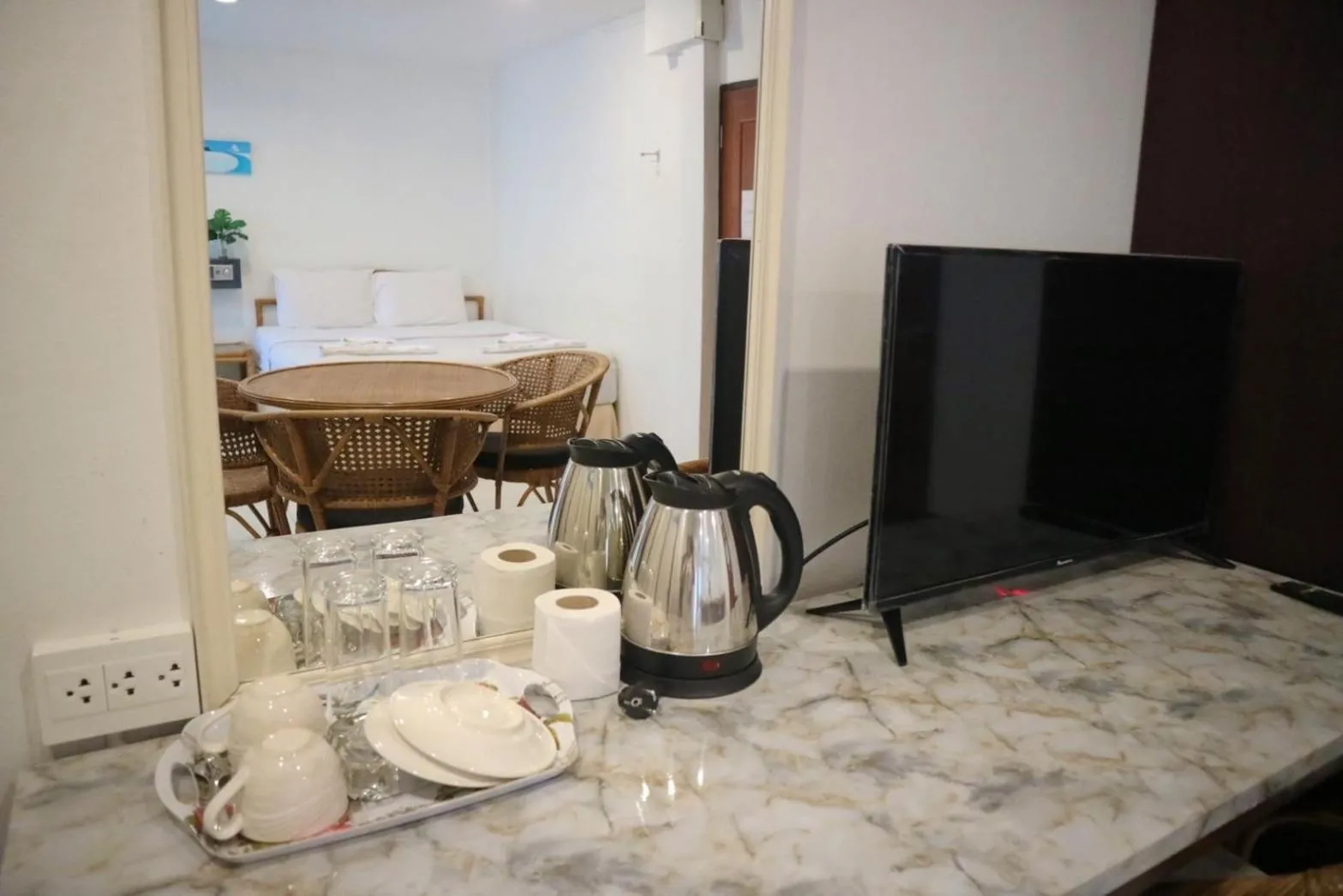 Coffee/tea facilities in Sunshine Guest House