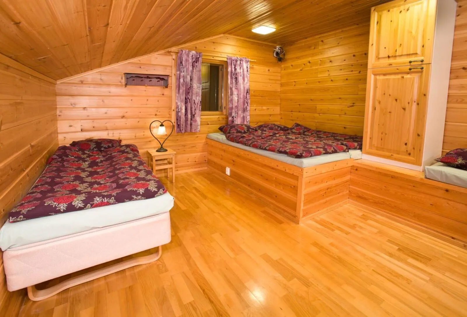 Bedroom, Bed in Tundrea Holiday Resort