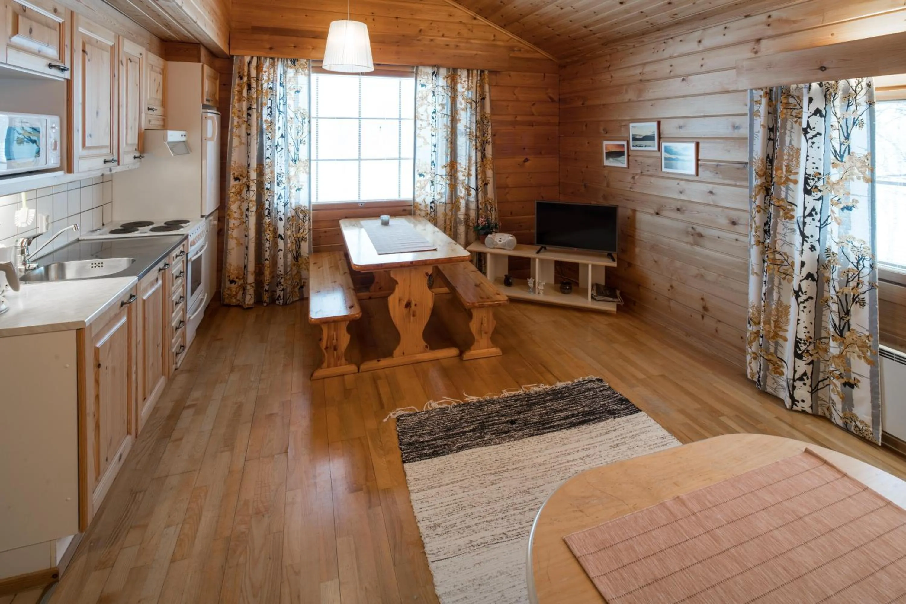 Kitchen or kitchenette in Tundrea Holiday Resort