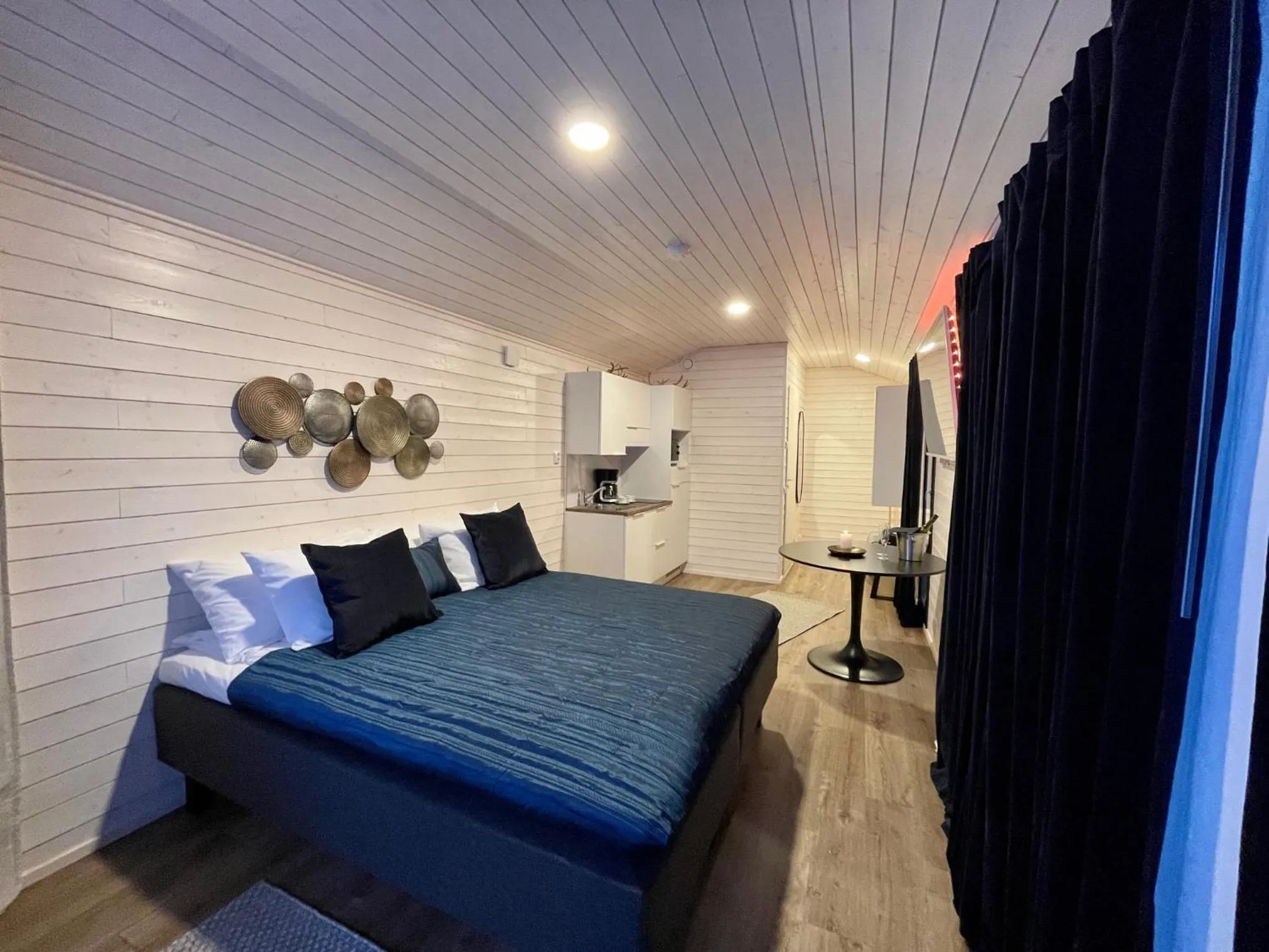 Photo of the whole room, Bed in Tundrea Holiday Resort