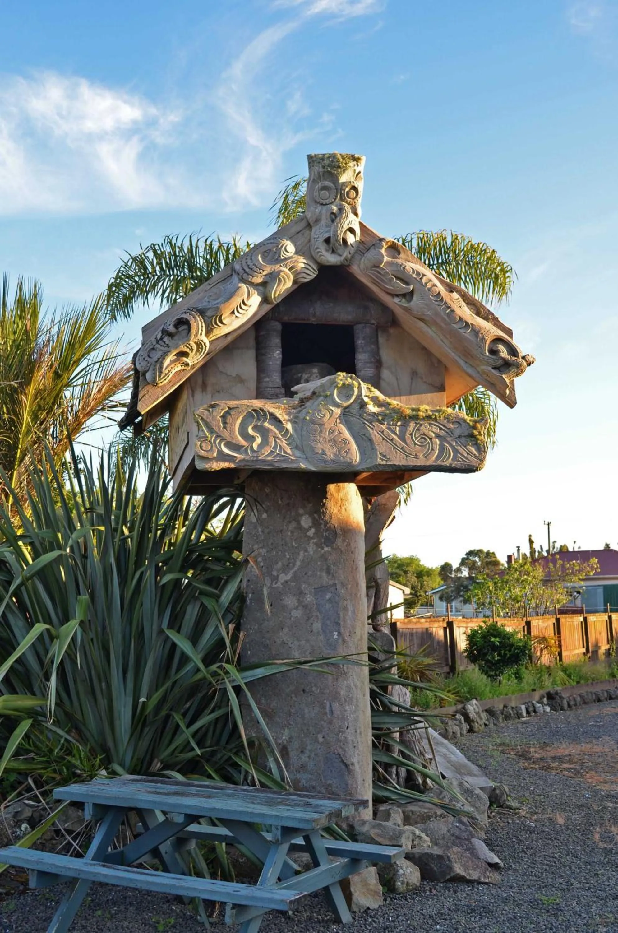 Property building in Beachcomber Lodge & Backpacker