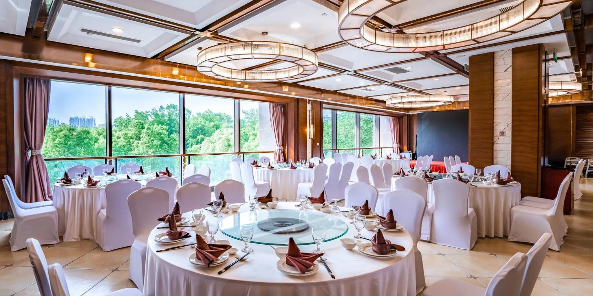Restaurant/places to eat in Holiday Inn Changzhou Wujin by IHG