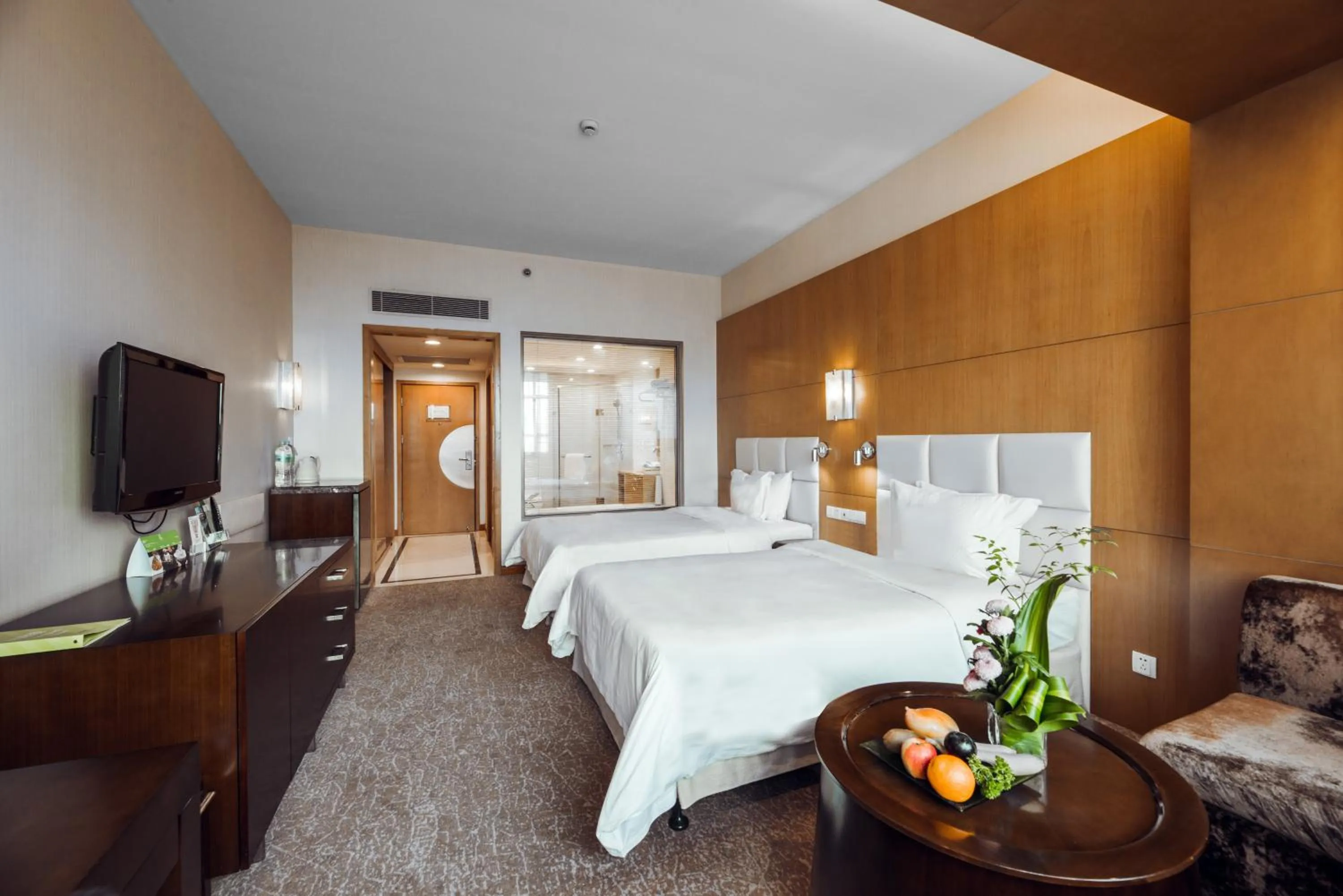 Bed in Holiday Inn Changzhou Wujin by IHG