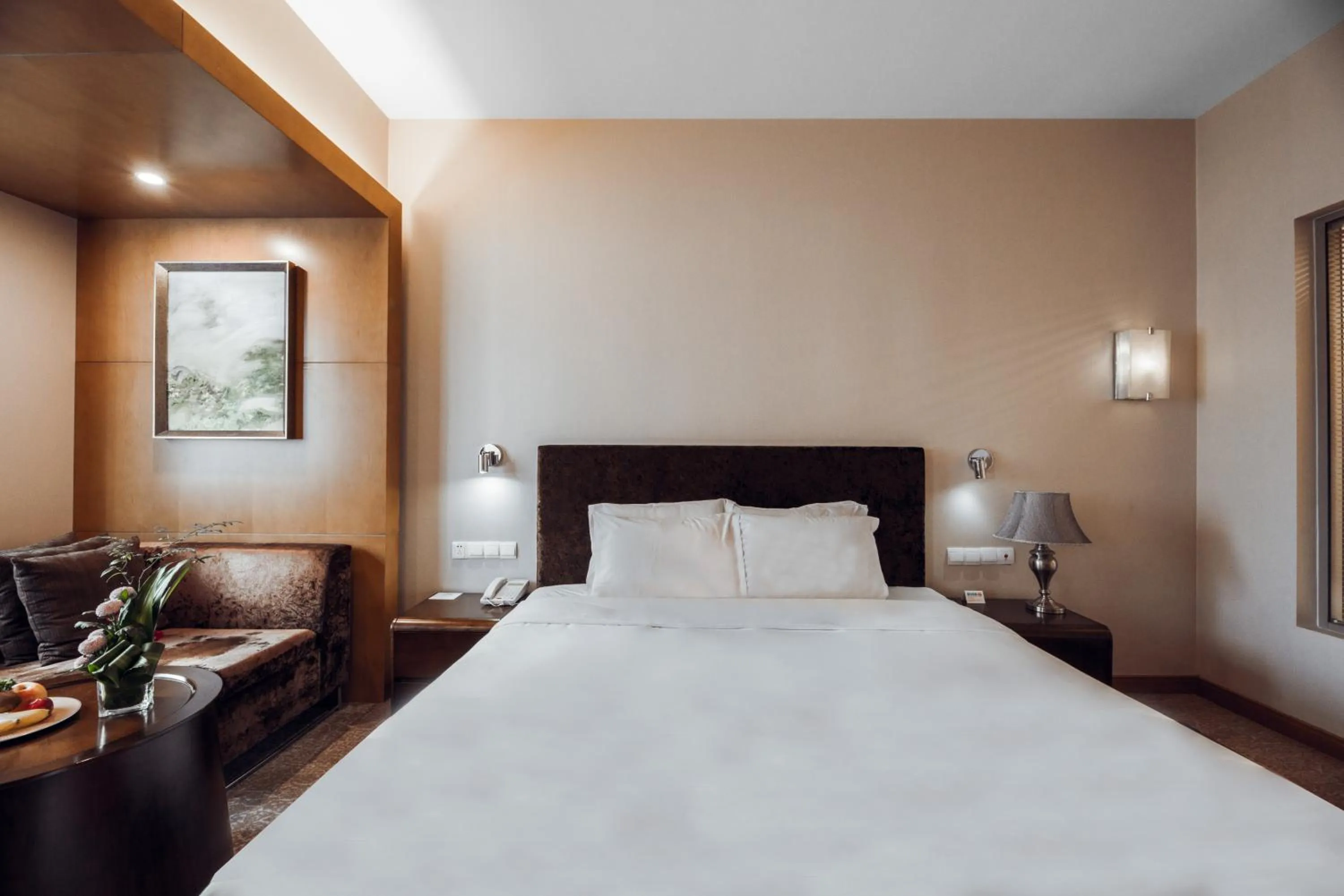 Bed in Holiday Inn Changzhou Wujin by IHG