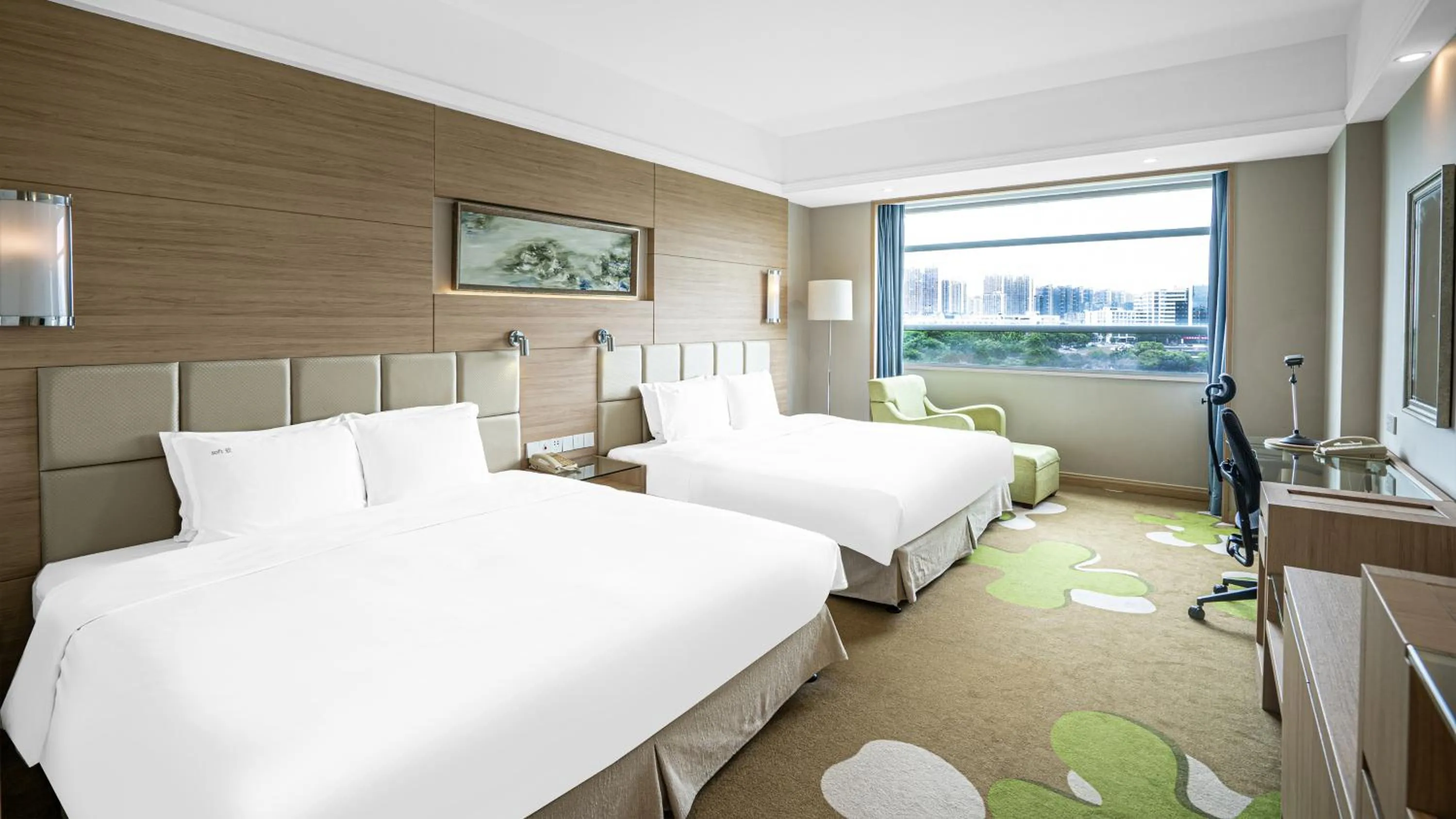 Bed in Holiday Inn Changzhou Wujin by IHG