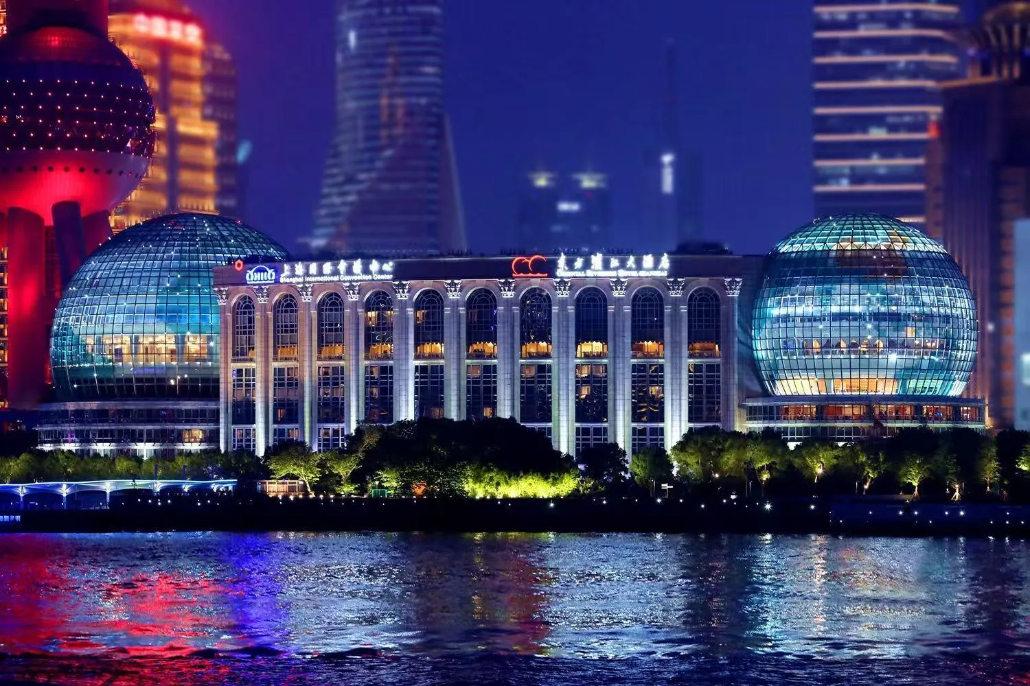 Oriental Riverside Bund View Hotel (Shanghai International Convention Center)