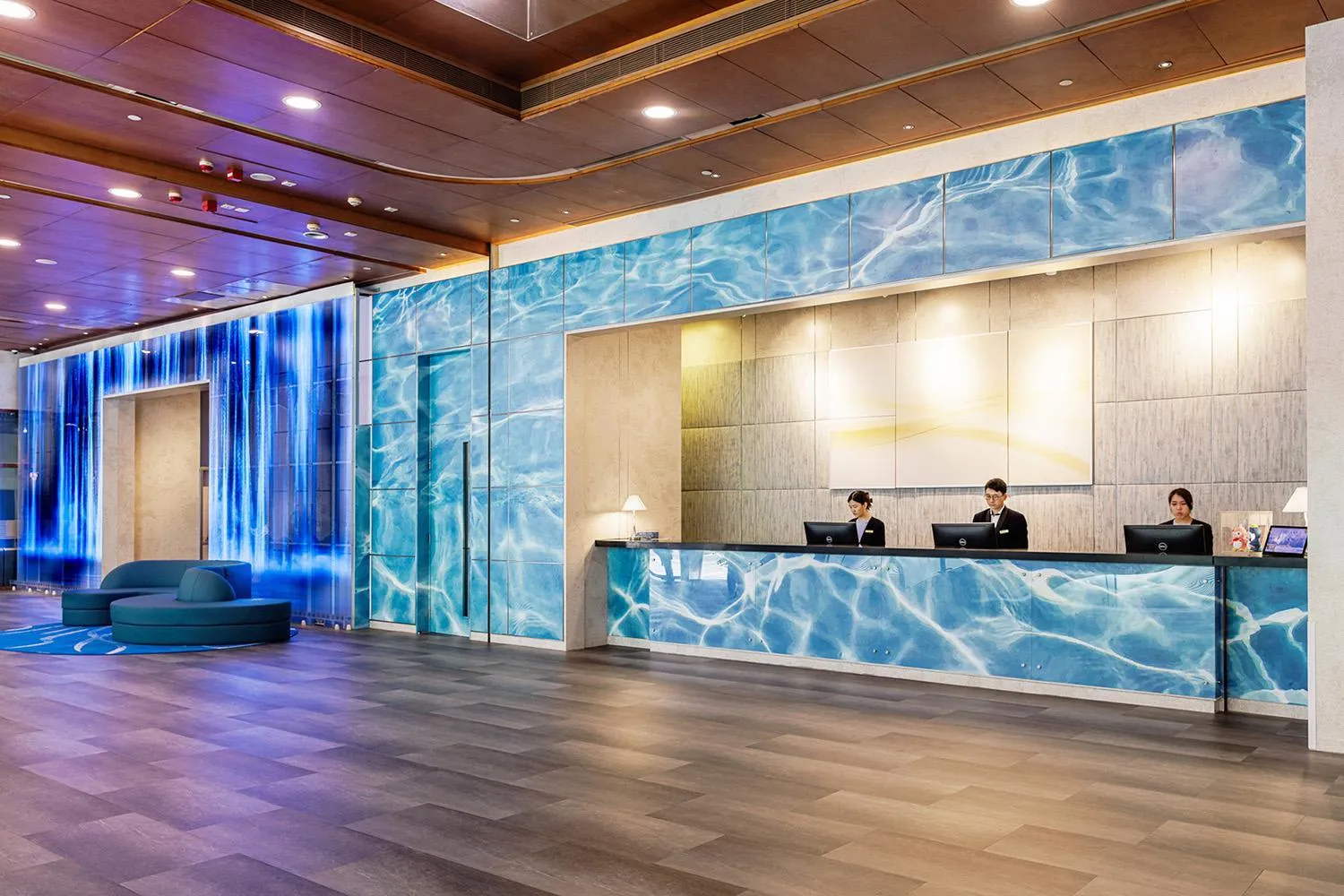 Hotel COZi Harbour View