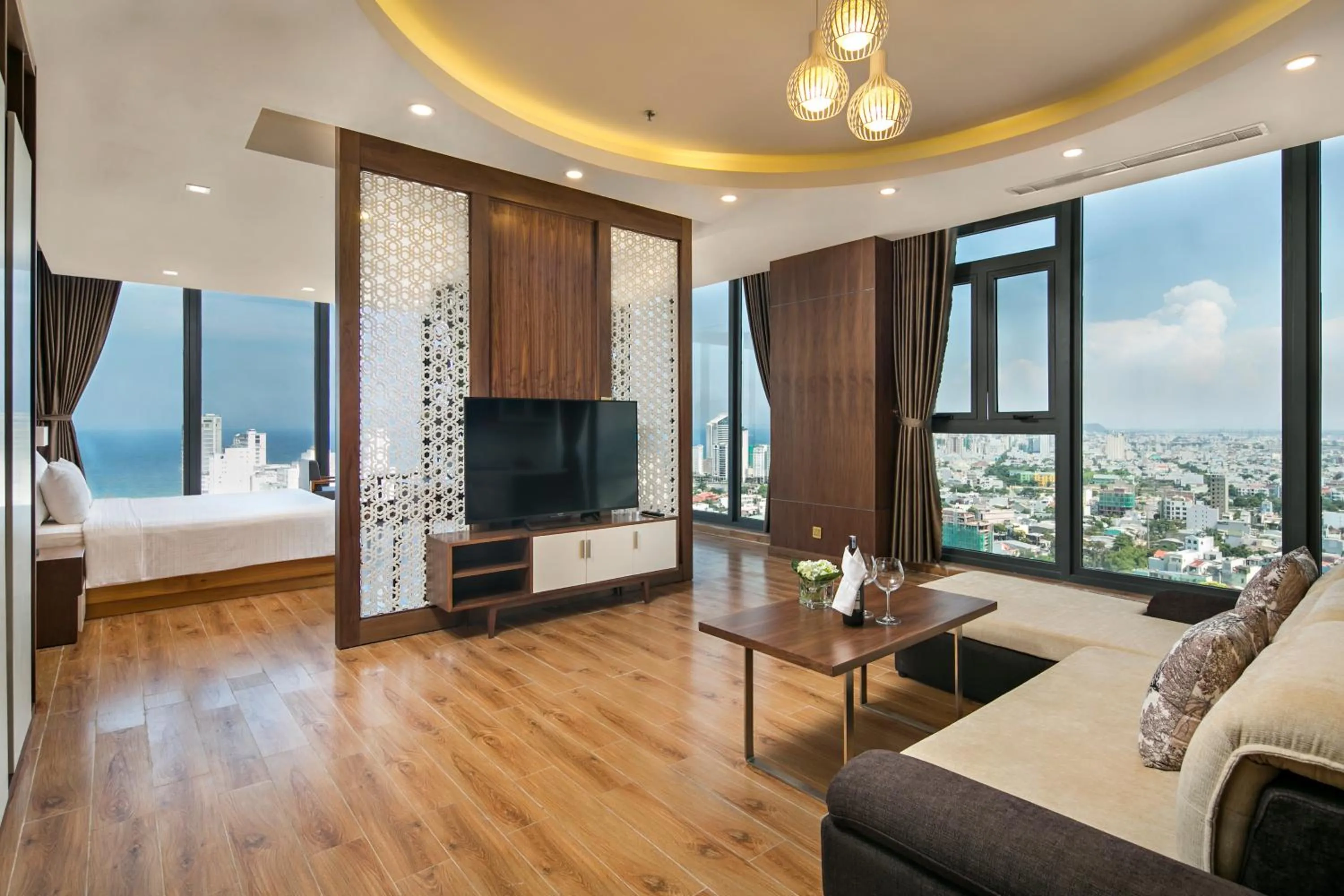 Photo of the whole room, Bed in Nhu Minh Plaza Danang Hotel