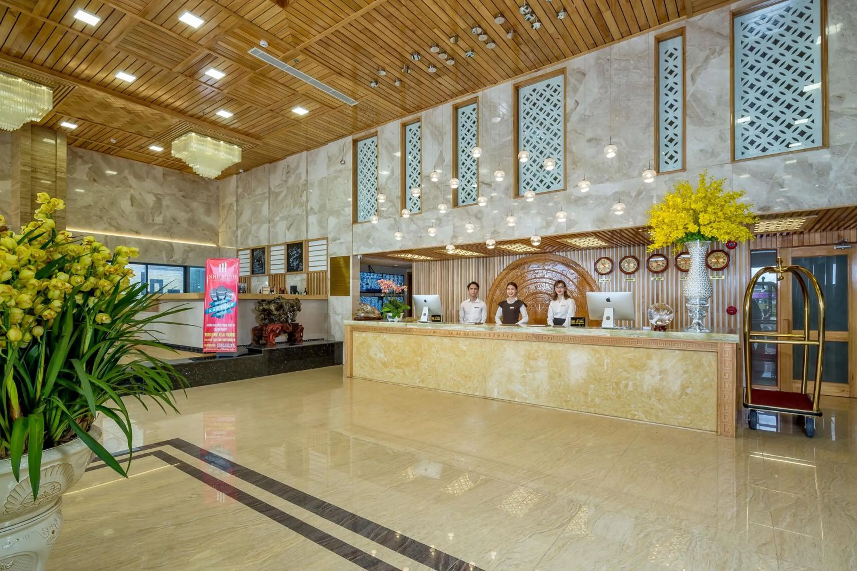 Lobby or reception in Nhu Minh Plaza Danang Hotel