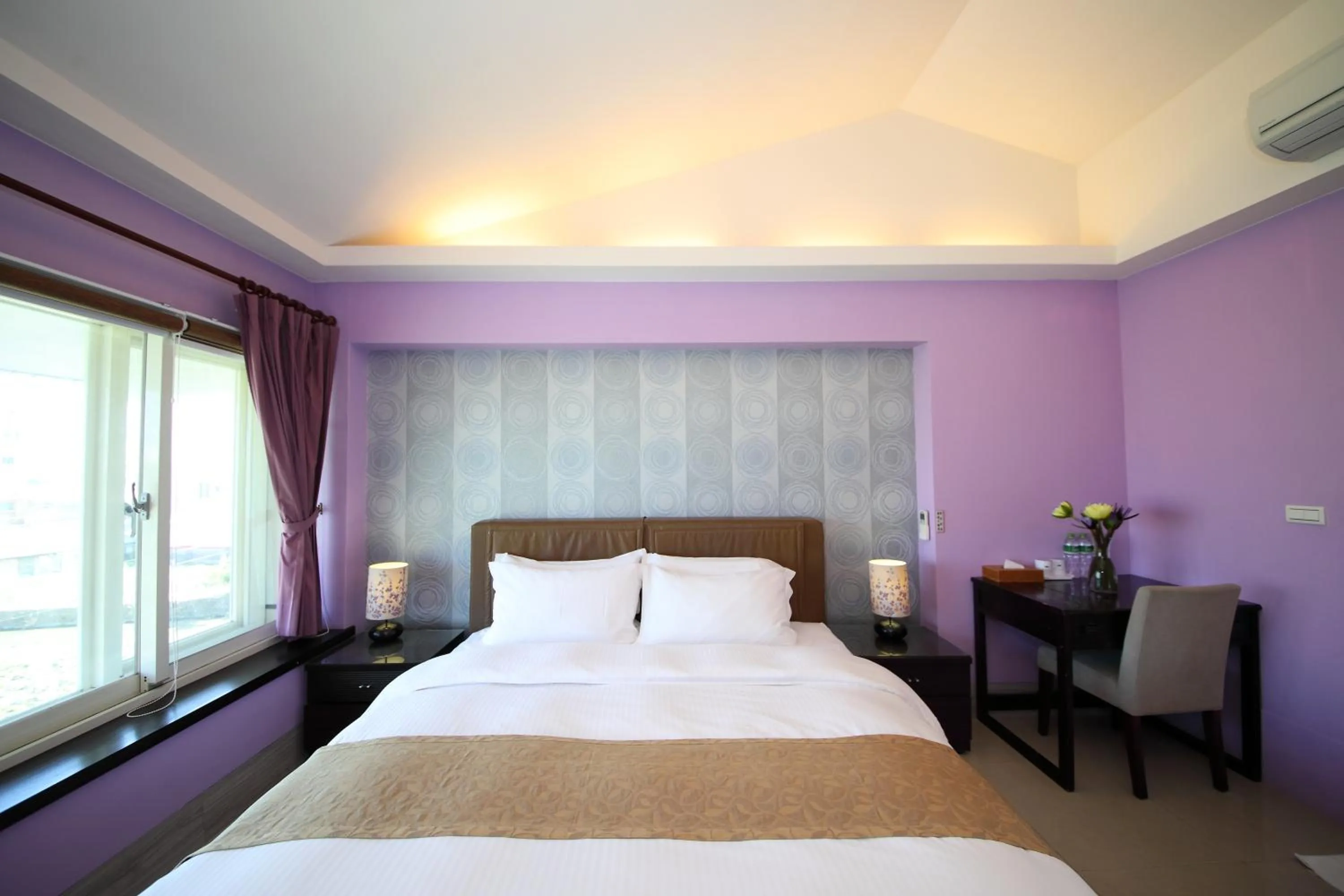 Photo of the whole room, Bed in Yue Ya Guan Homestay