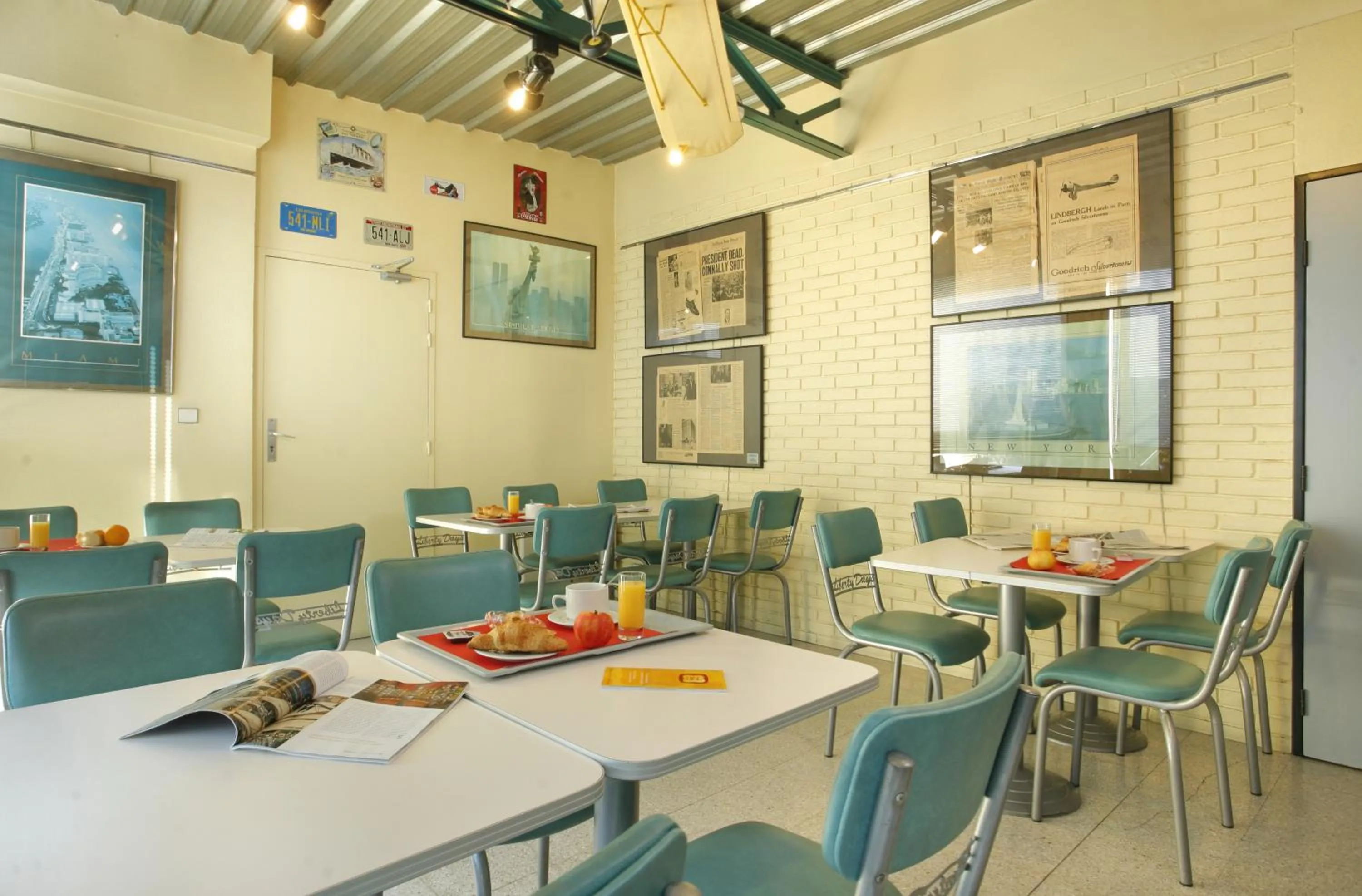 Restaurant/Places to Eat in The Originals Access, Hotel Rennes Ouest (P'tit Dej-Hotel)