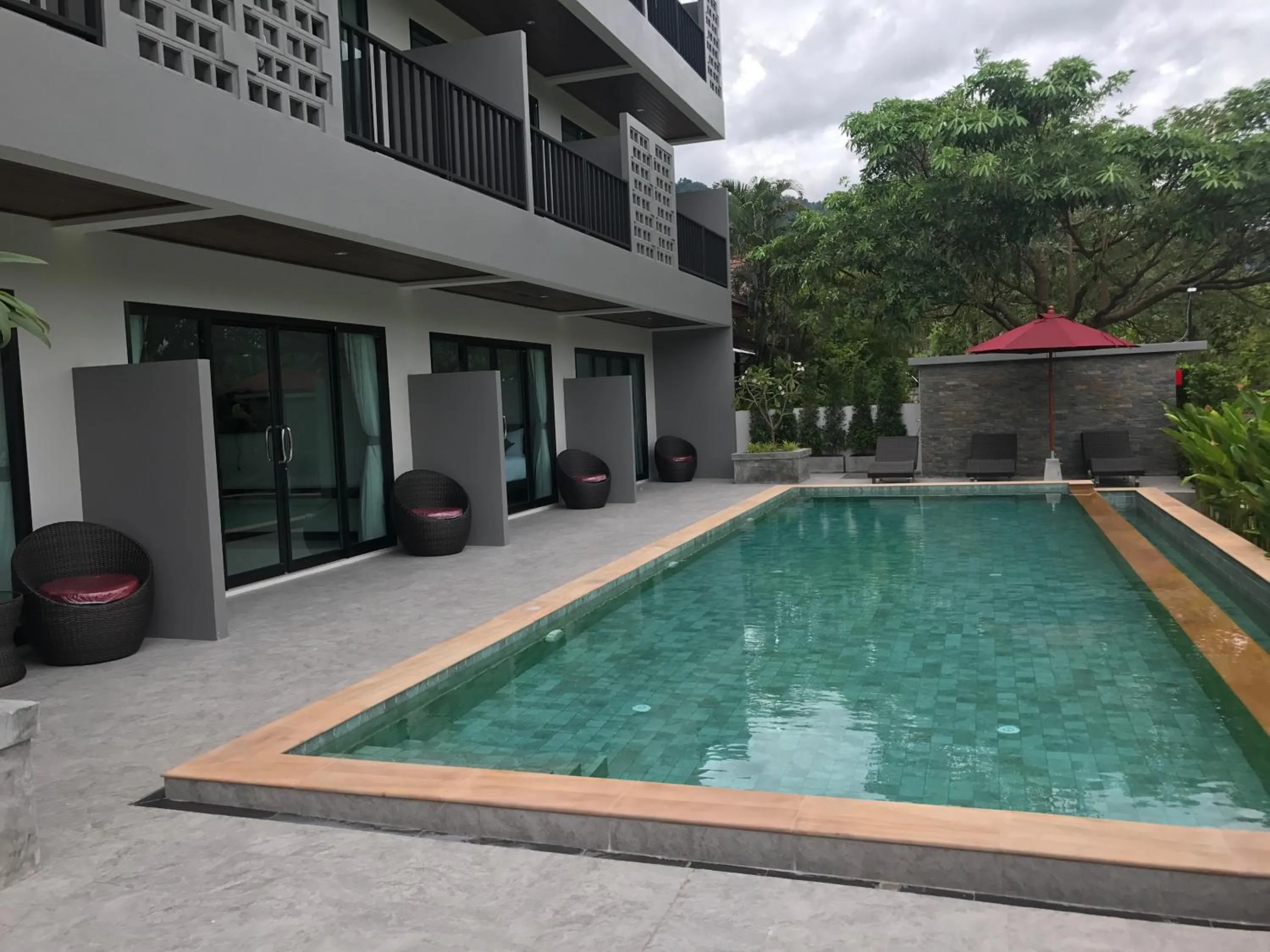 Swimming pool in Amarina Green