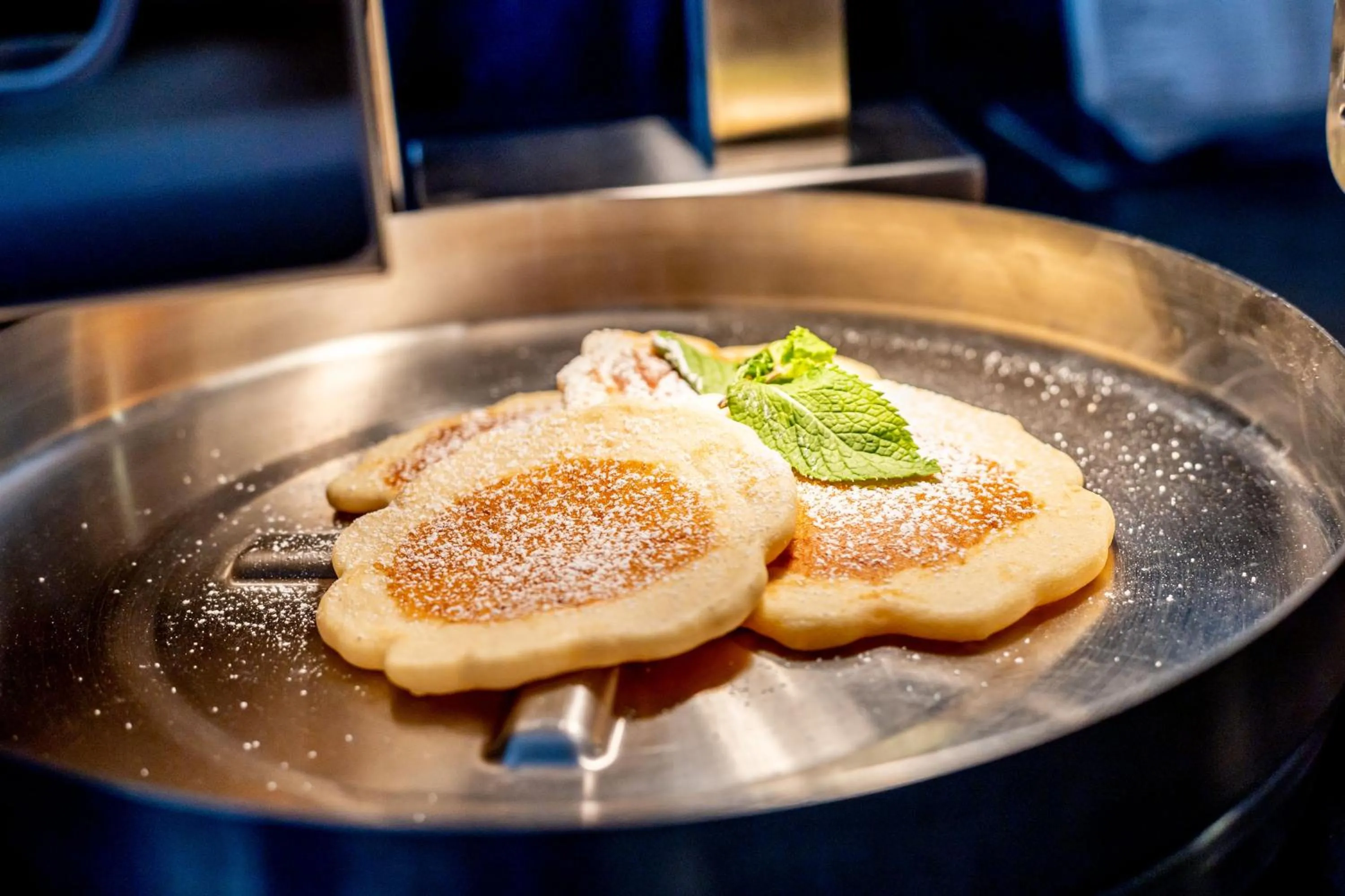 Breakfast in Lenas Donau Hotel