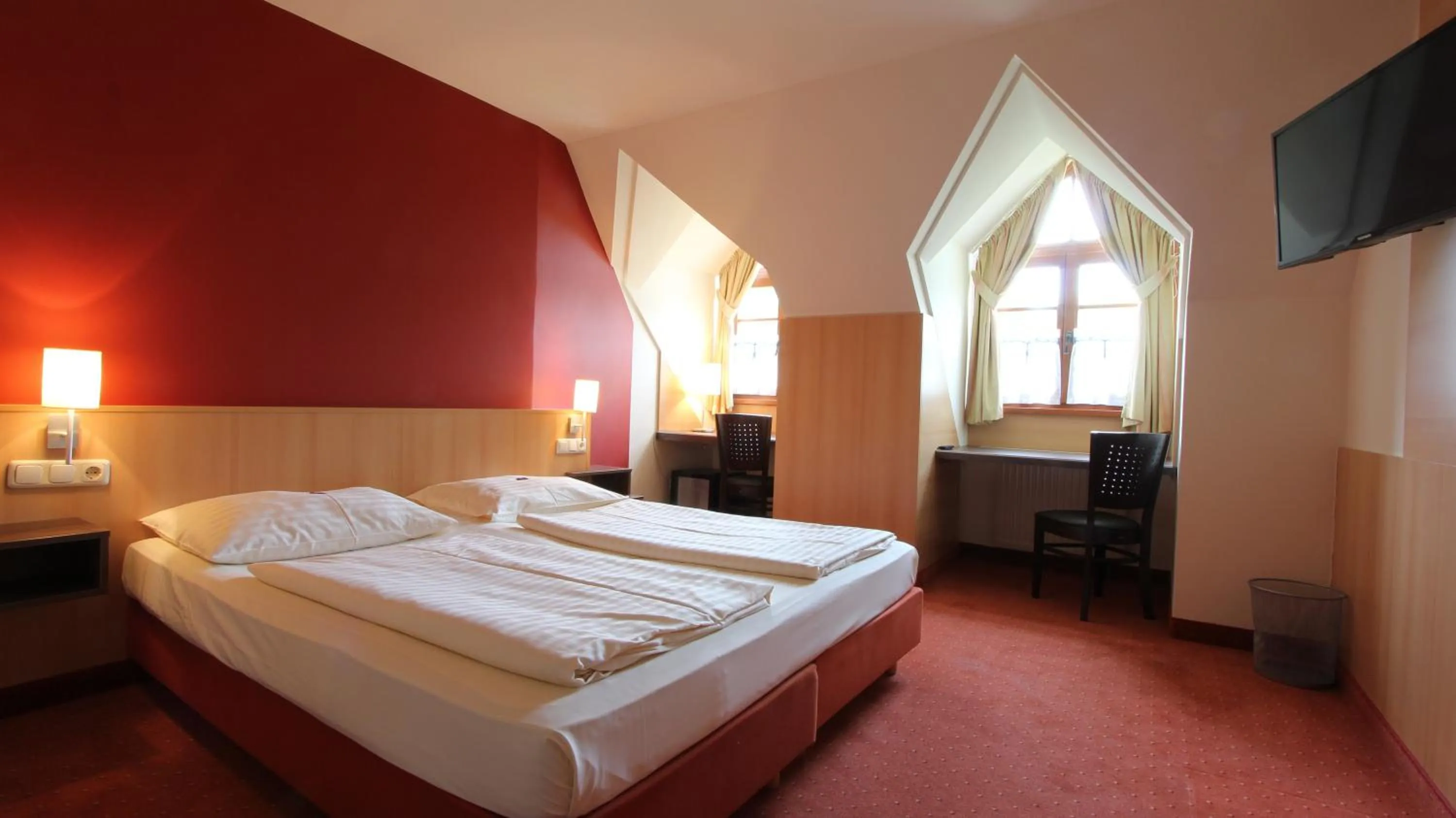 Photo of the whole room, Bed in Familien Hotel Krainz