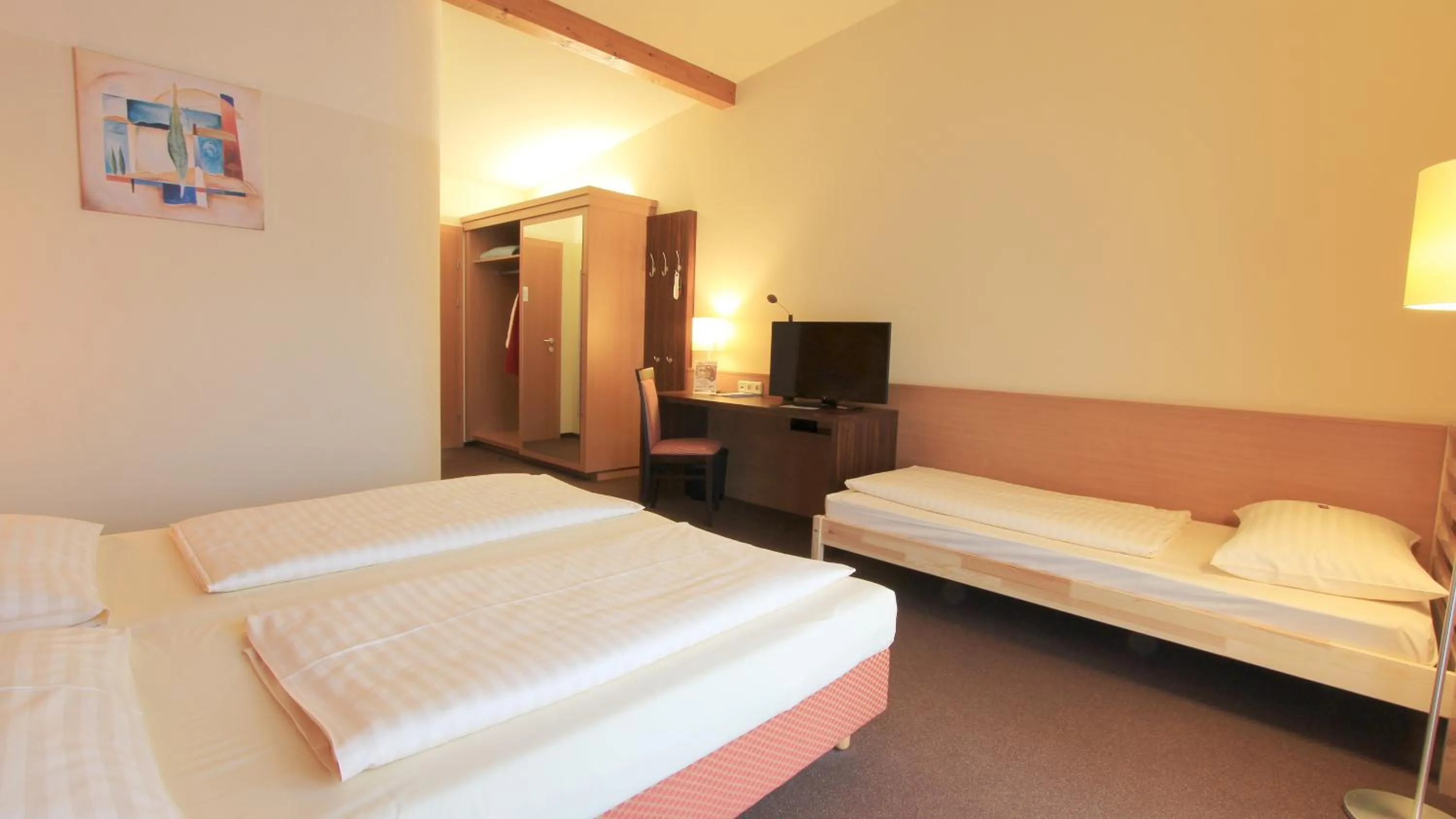 Photo of the whole room, Bed in Familien Hotel Krainz