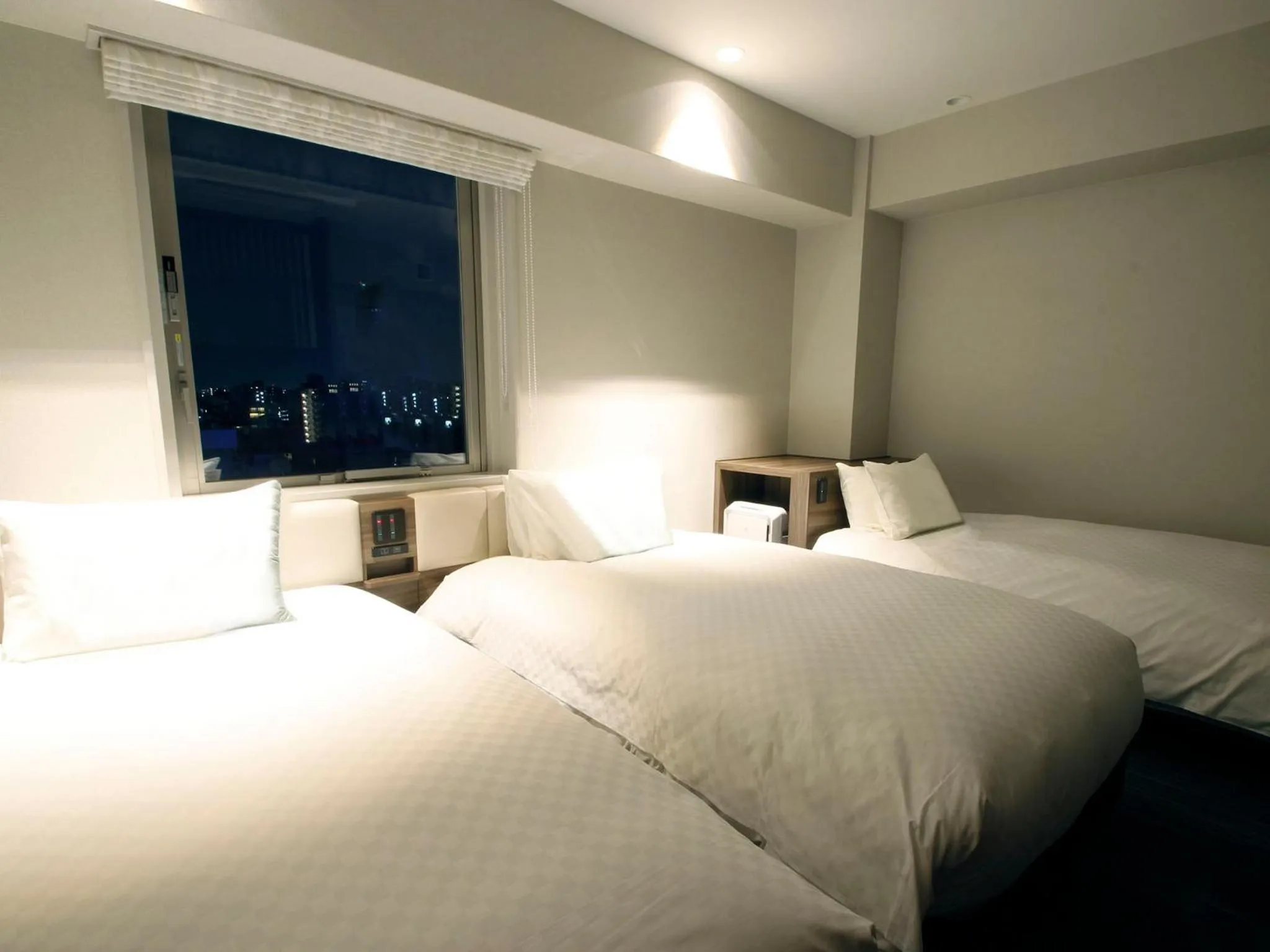 Photo of the whole room, Bed in Hearton Hotel Shinsaibashi Nagahoridouri