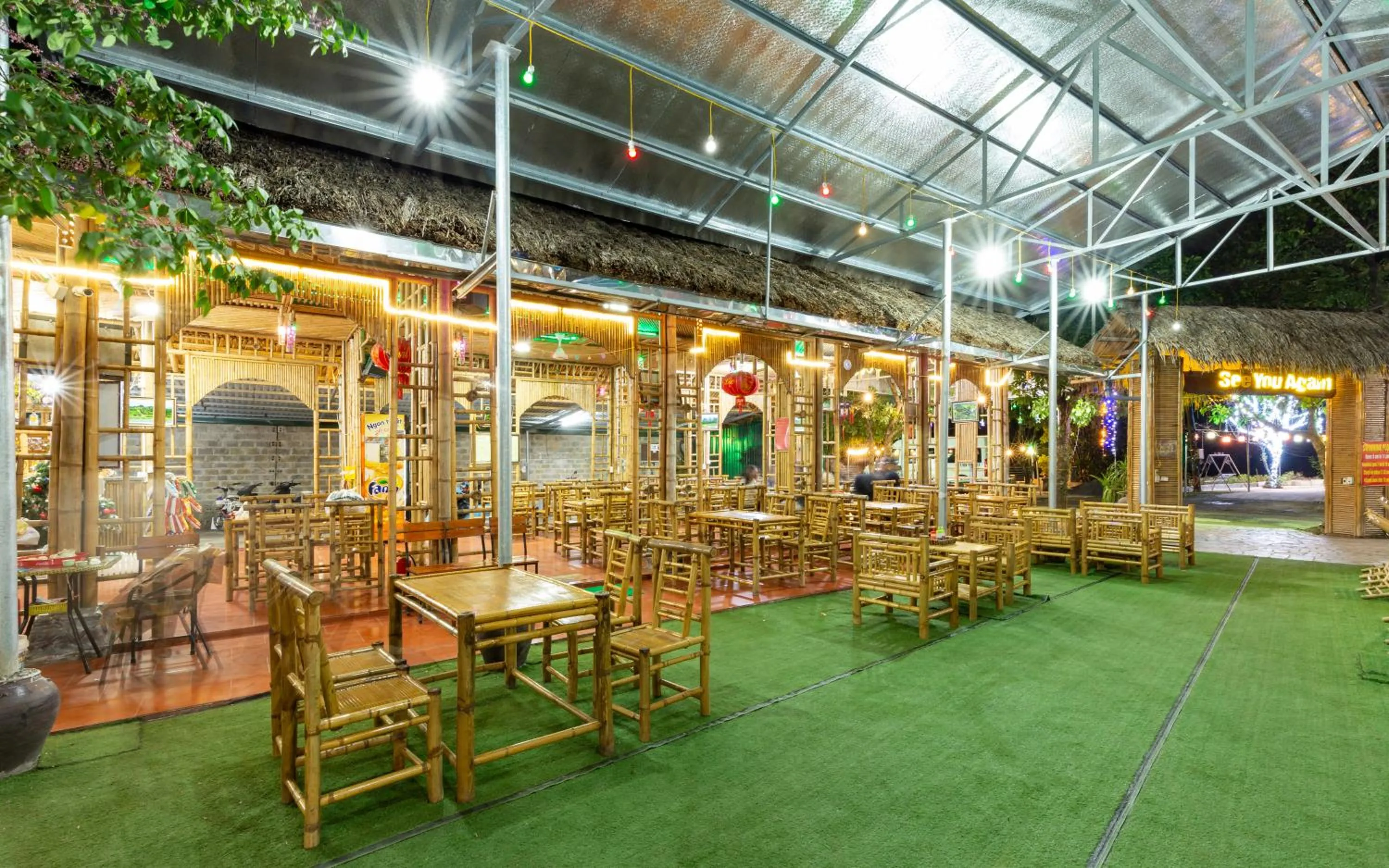 Restaurant/places to eat in Trang An River View Homestay