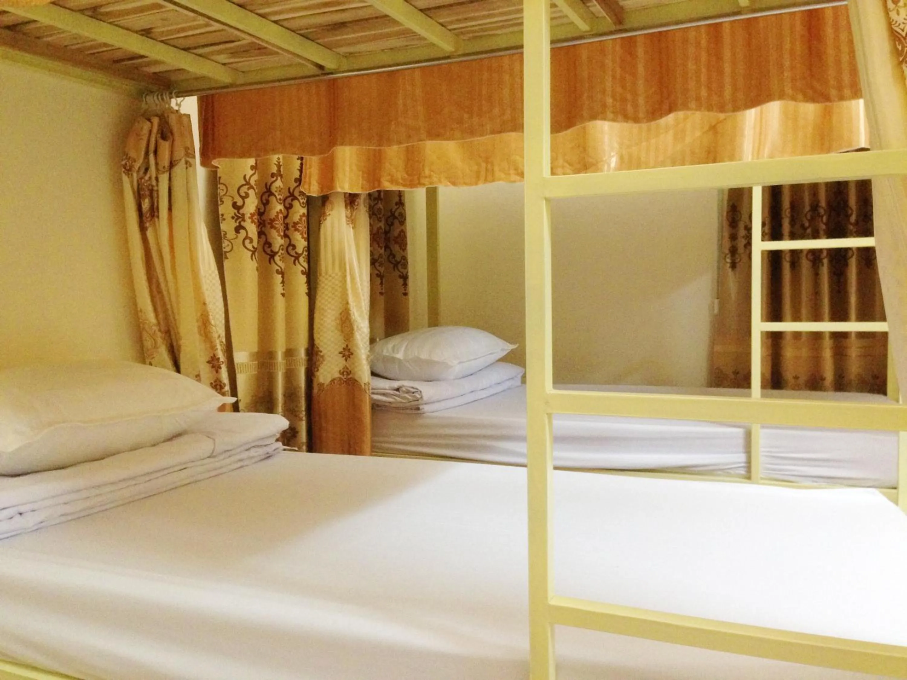 bunk bed, Bed in Trang An River View Homestay
