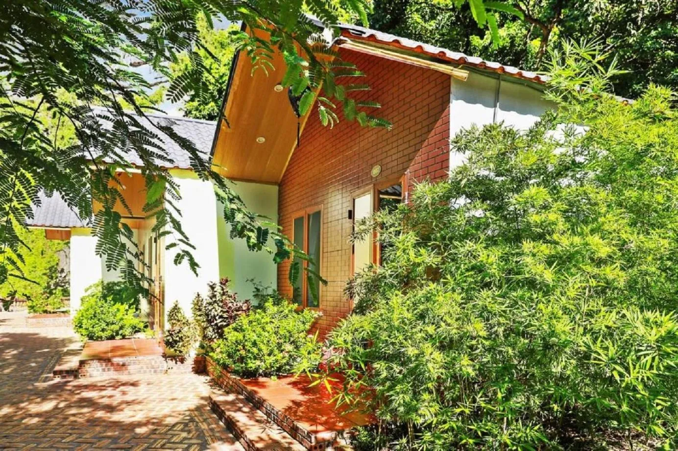 Garden in Trang An River View Homestay