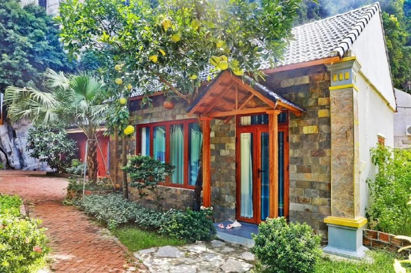 Garden in Trang An River View Homestay