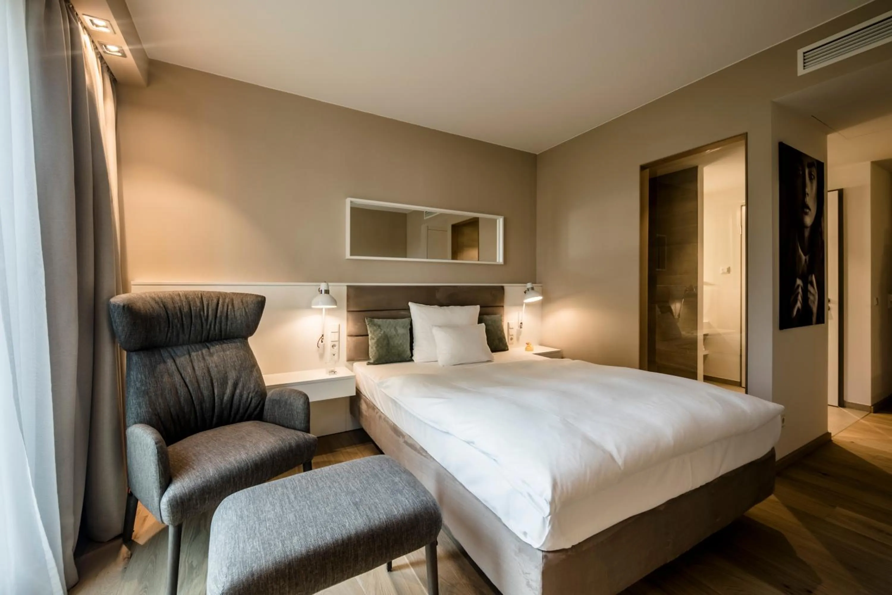 Photo of the whole room, Bed in Wellings Parkhotel