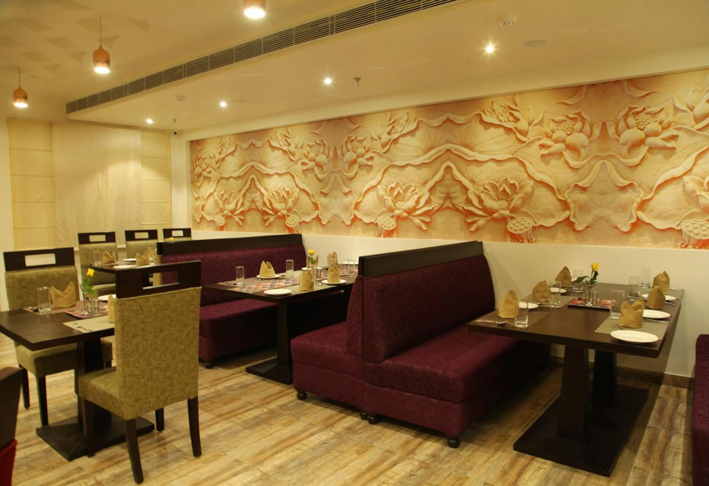 Restaurant/places to eat in Hotel WJ Grand