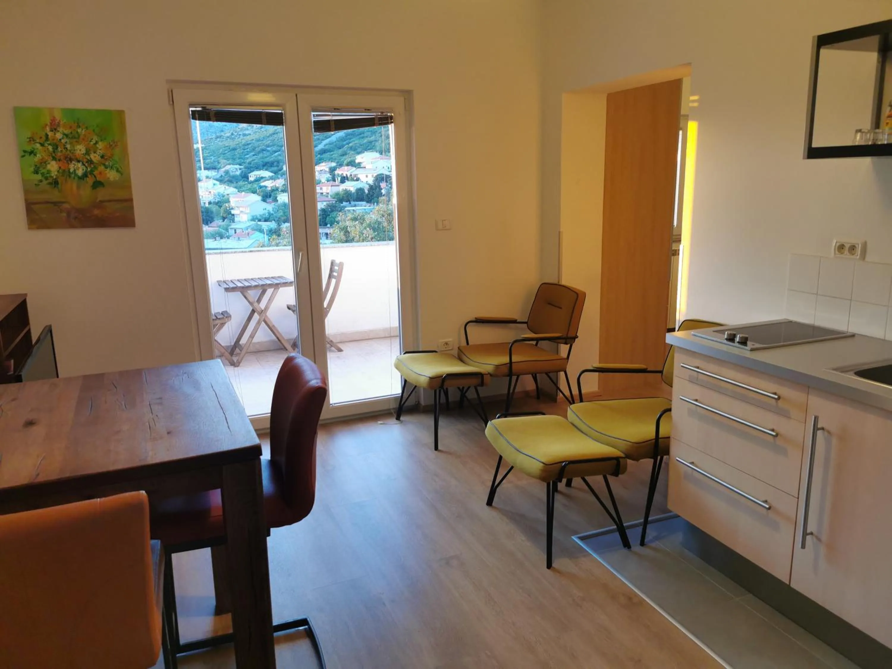 BC Better Choice Apartments with Central Heating