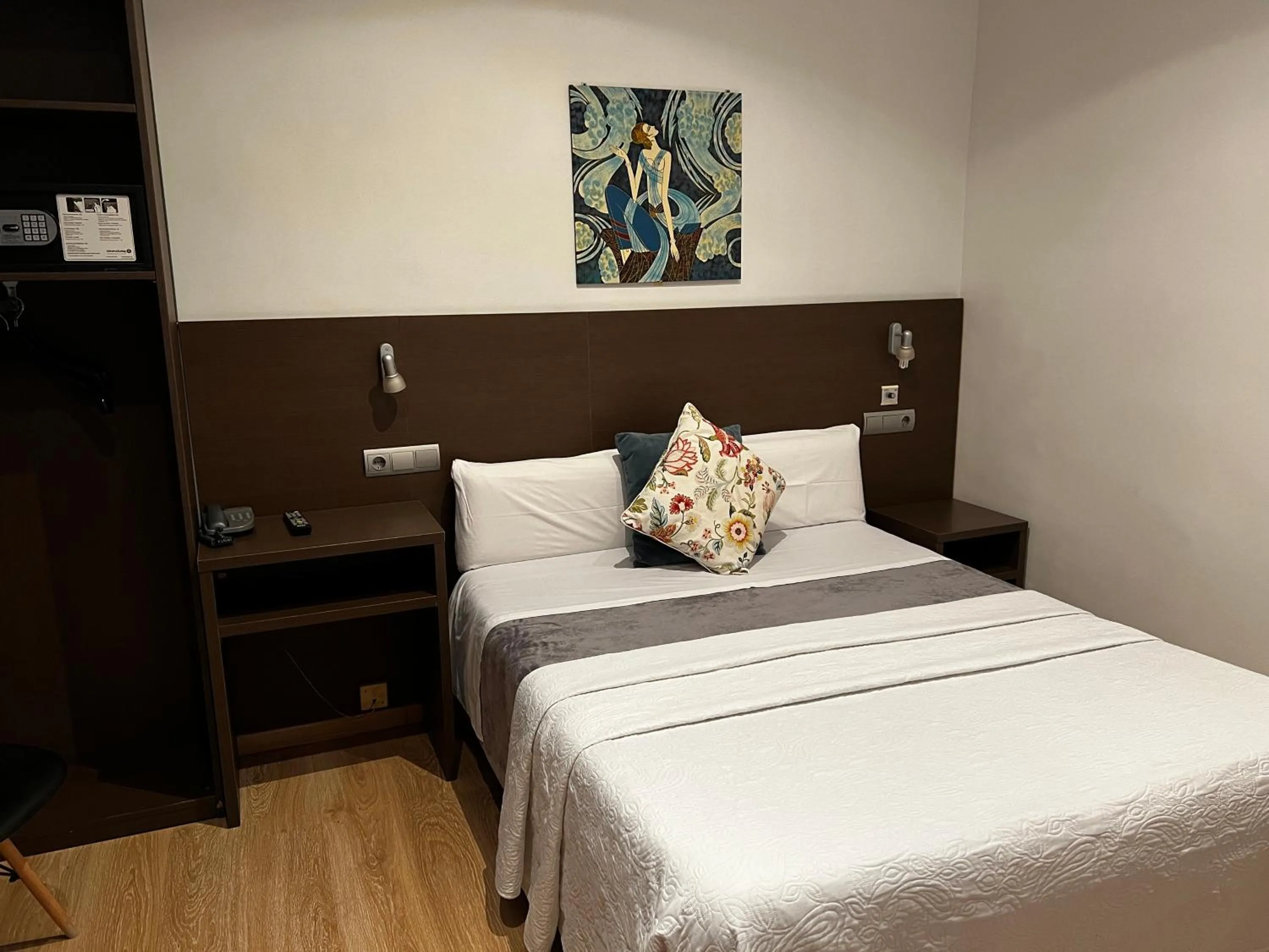 Bed in Ciudad Condal Hostal - Paseo de Gracia