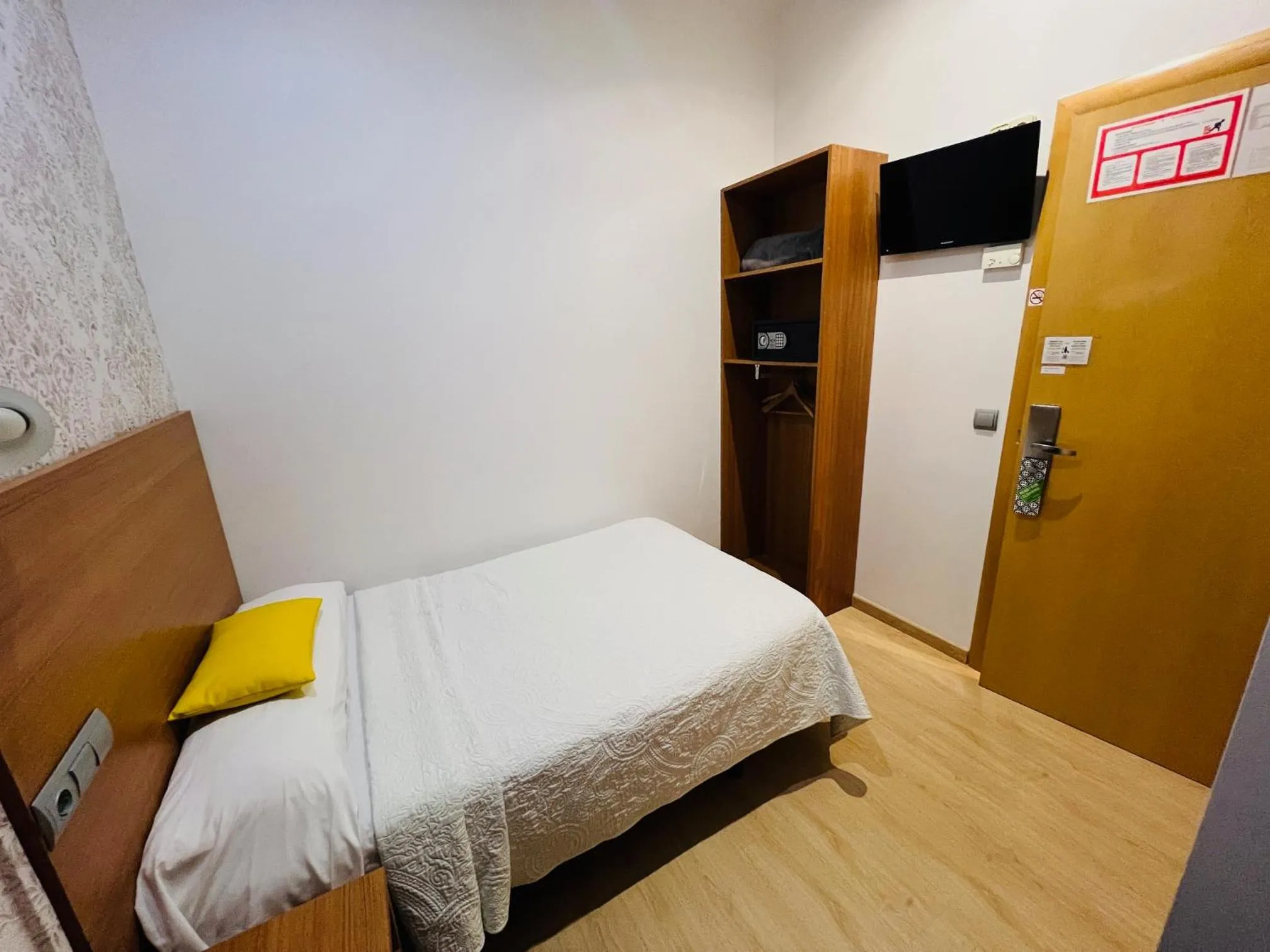 Bed in Ciudad Condal Hostal - Paseo de Gracia