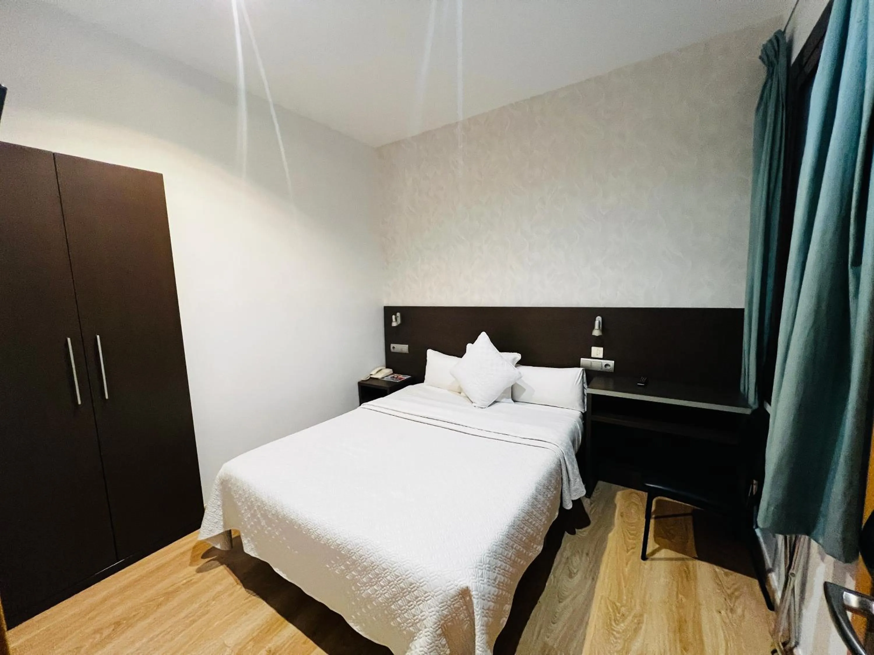 Bed in Ciudad Condal Hostal - Paseo de Gracia