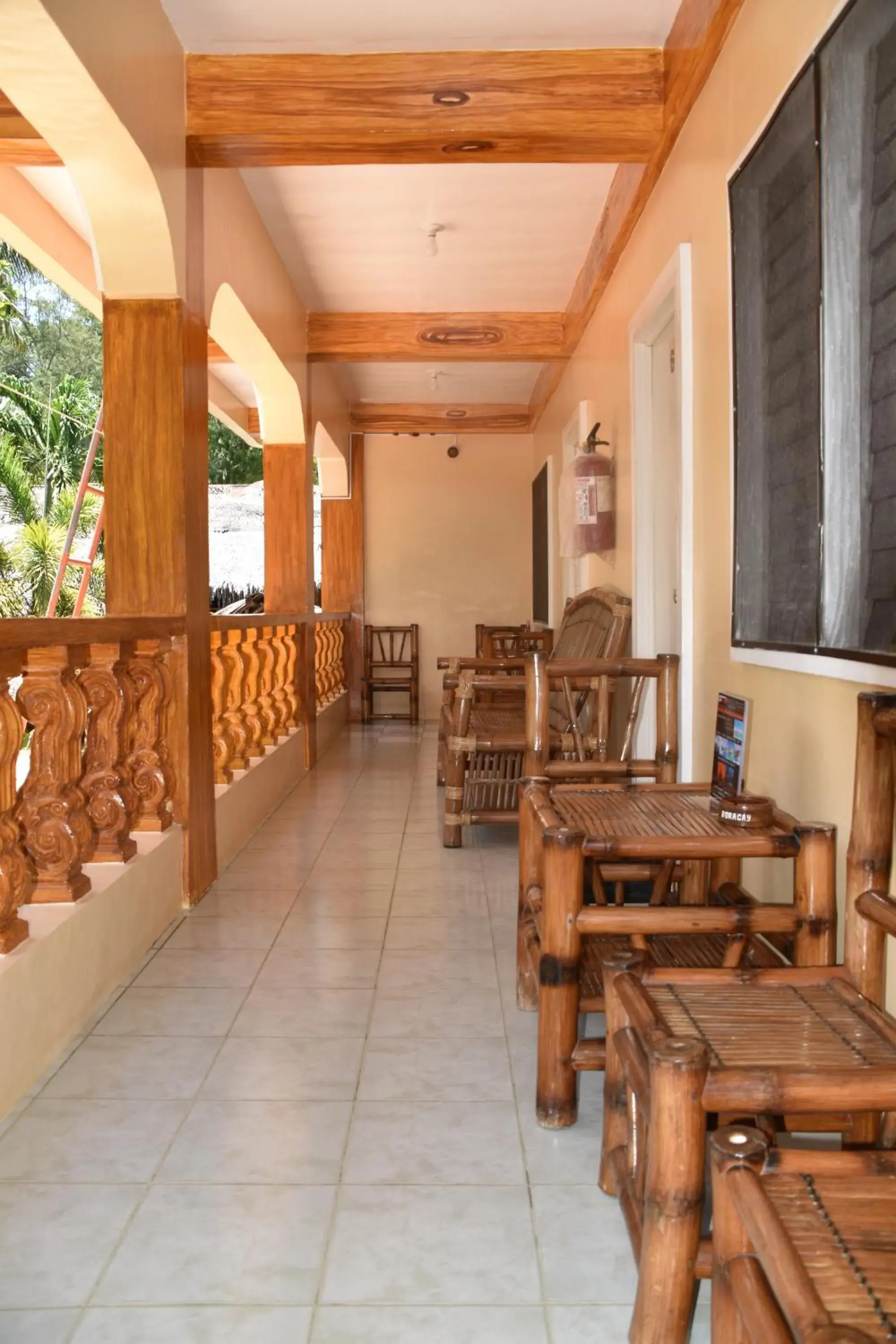 Twin Room with Balcony in Roy's Rendezvous Boracay Twin Room with Balcony in Roy's Rendezvous Boracay