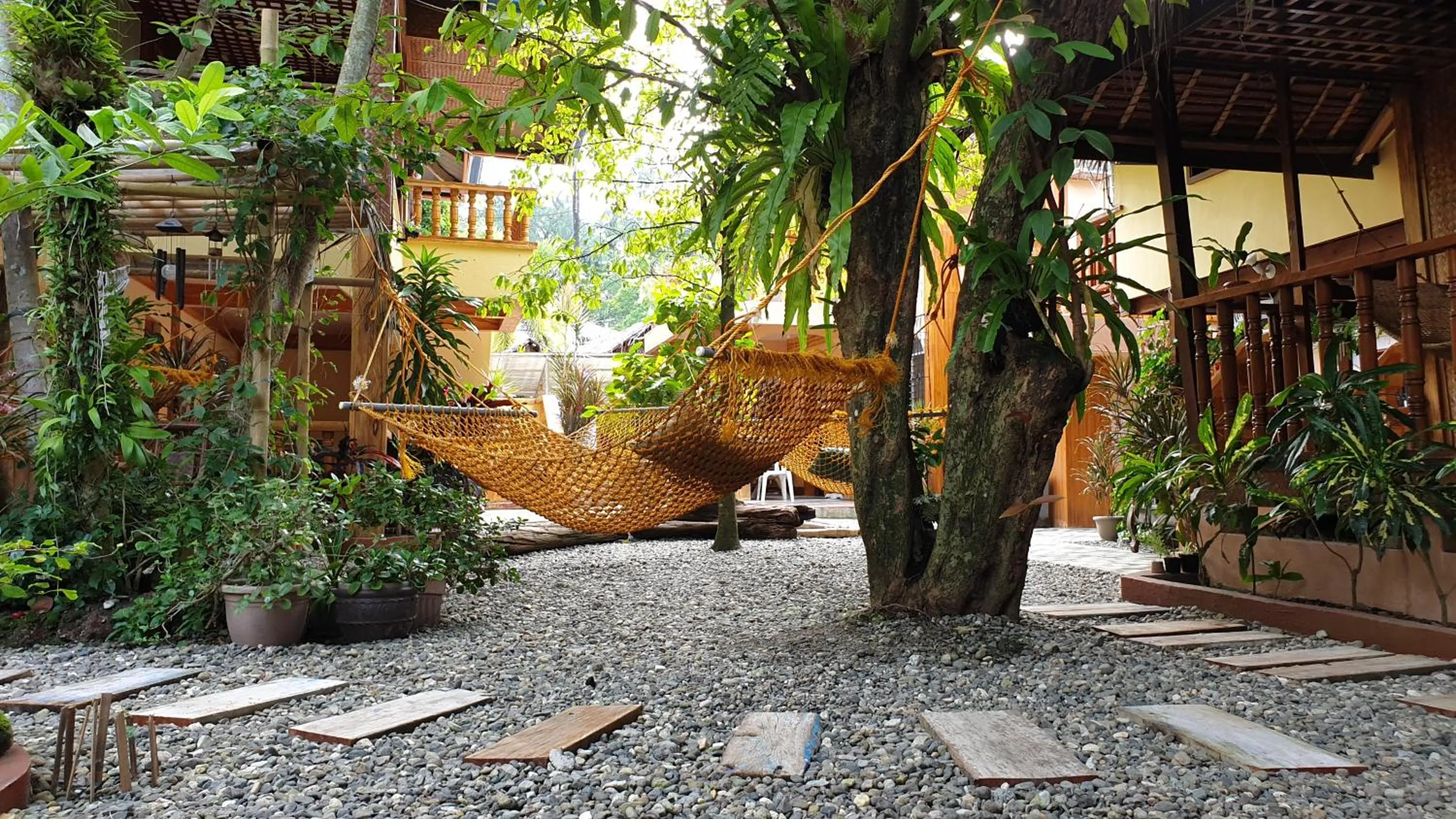Garden in Roy's Rendezvous Boracay