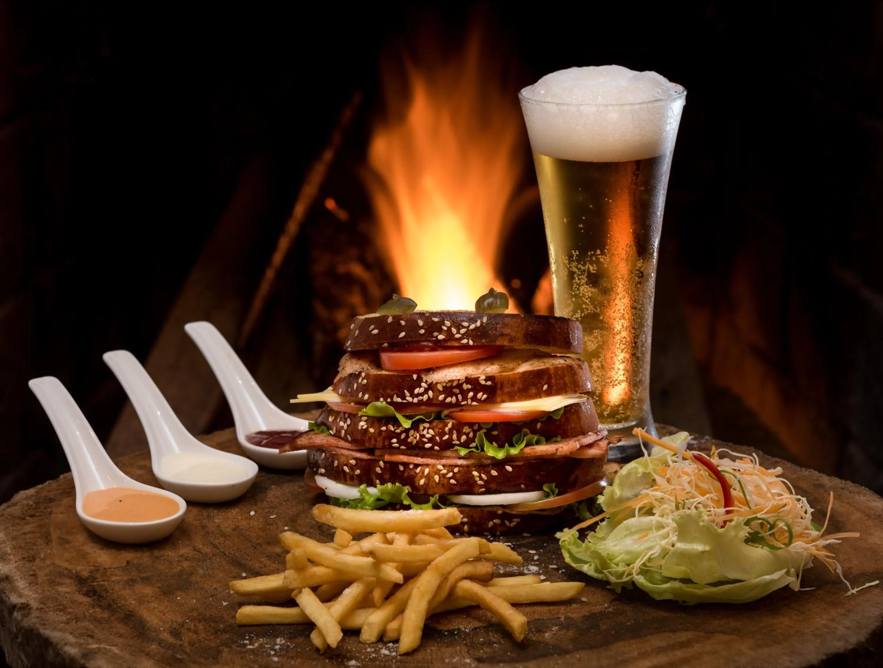 Food and drinks in Oliphant Boutique Villa by Amaya