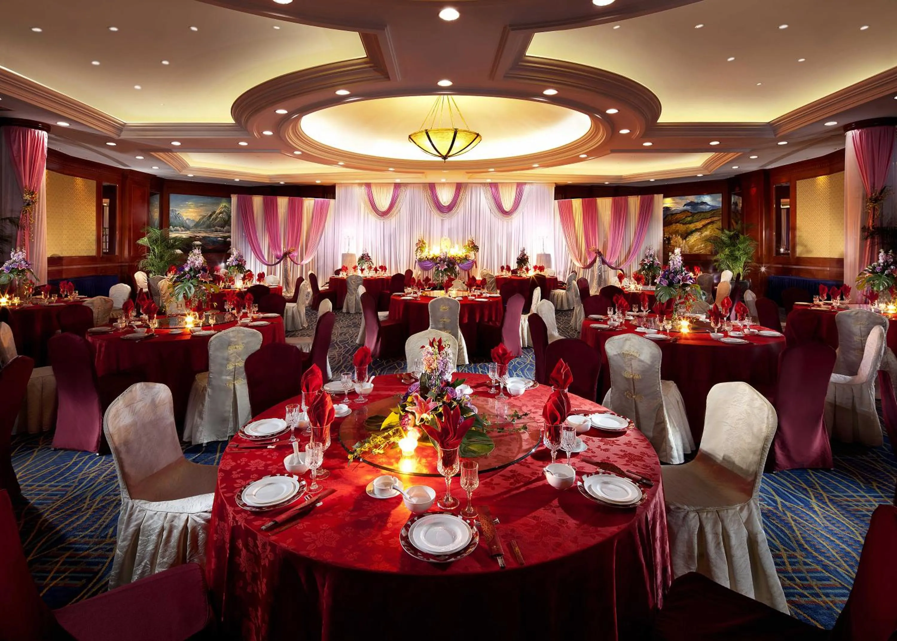 Banquet/Function facilities in Lakeview Xuanwu Hotel