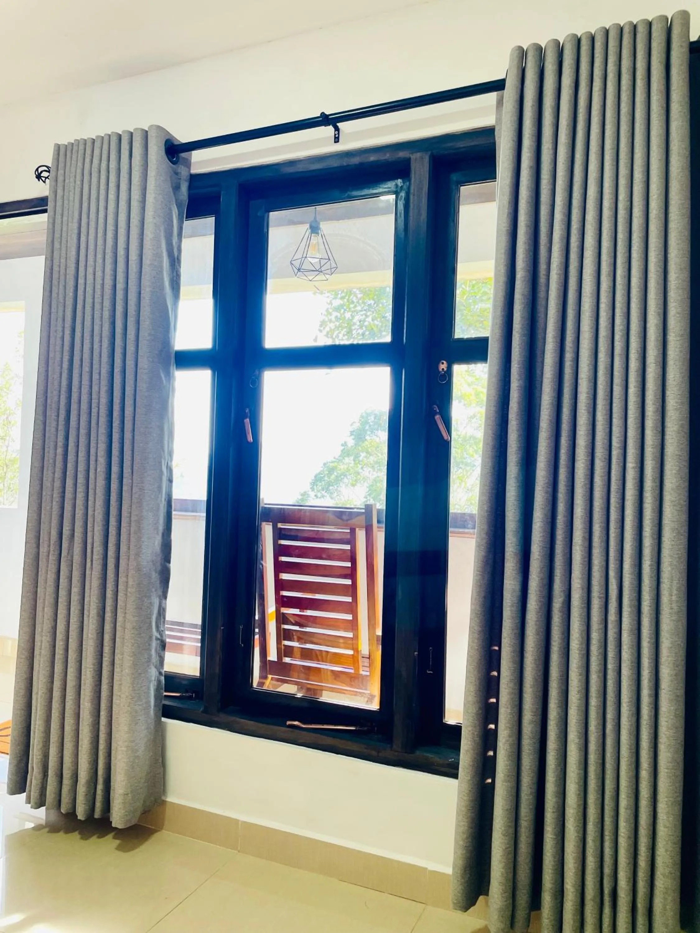 Bedroom in Pleasant View Ella