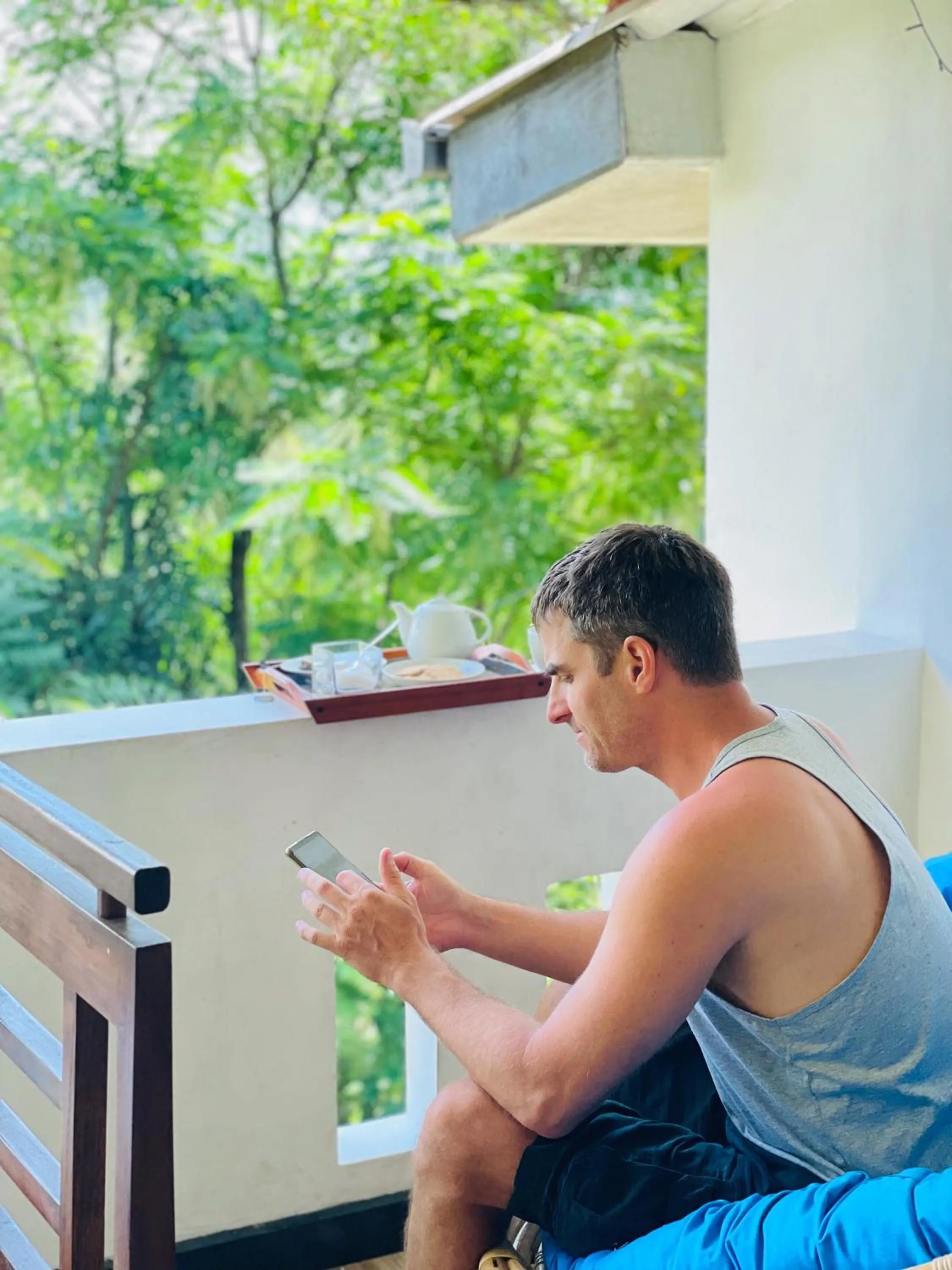 Day in Pleasant View Ella