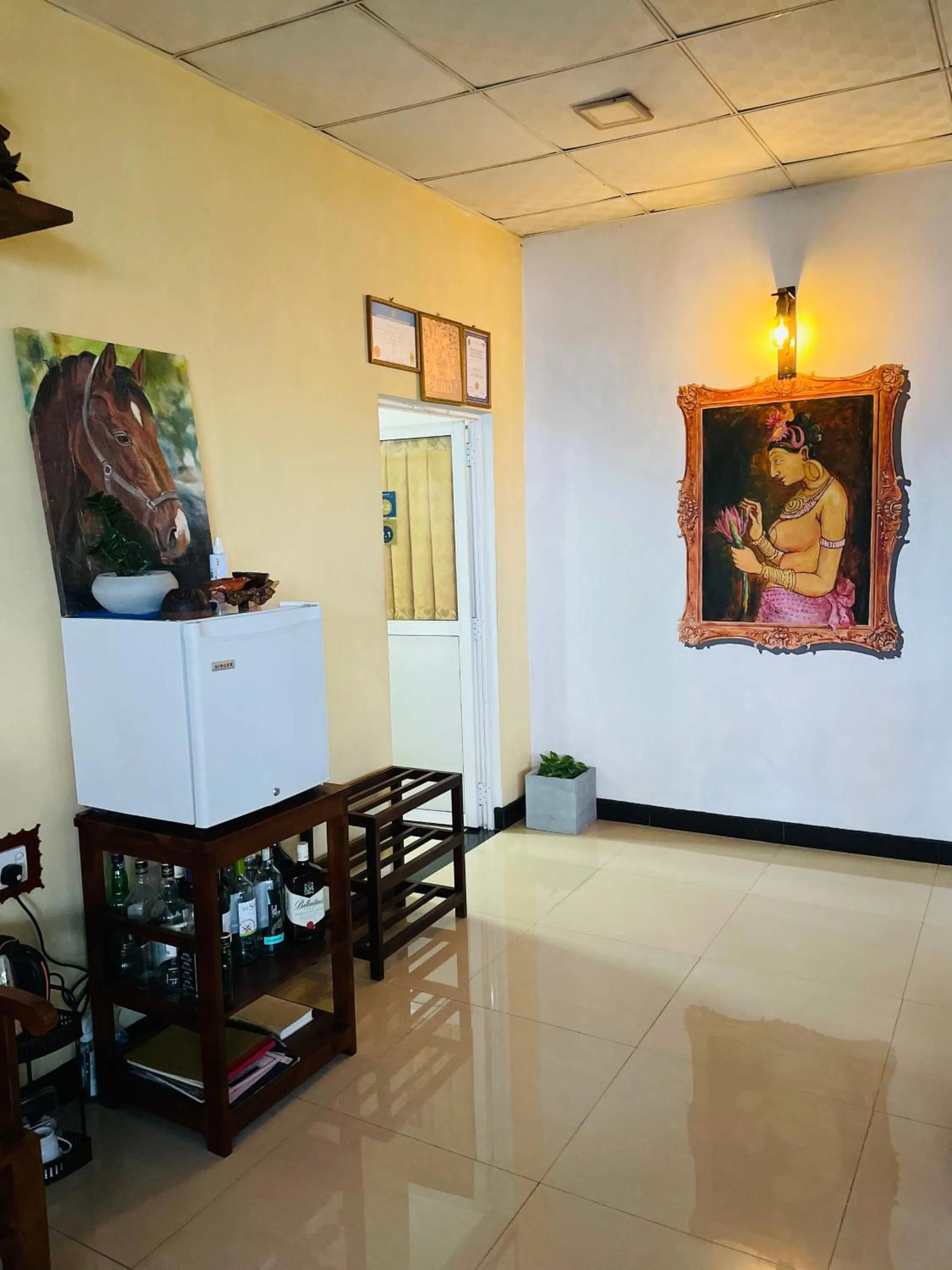 Decorative detail in Pleasant View Ella