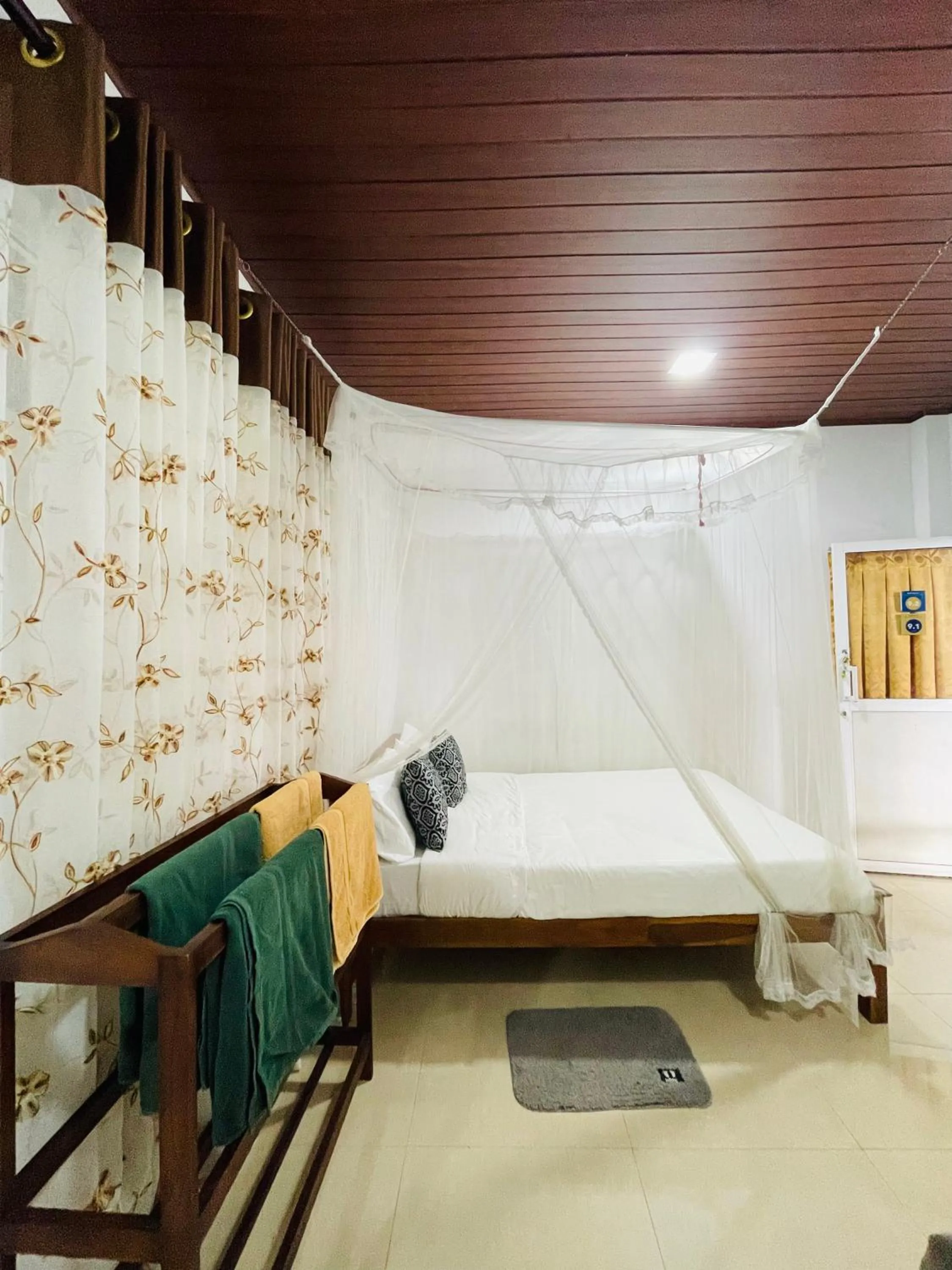 Bed in Pleasant View Ella