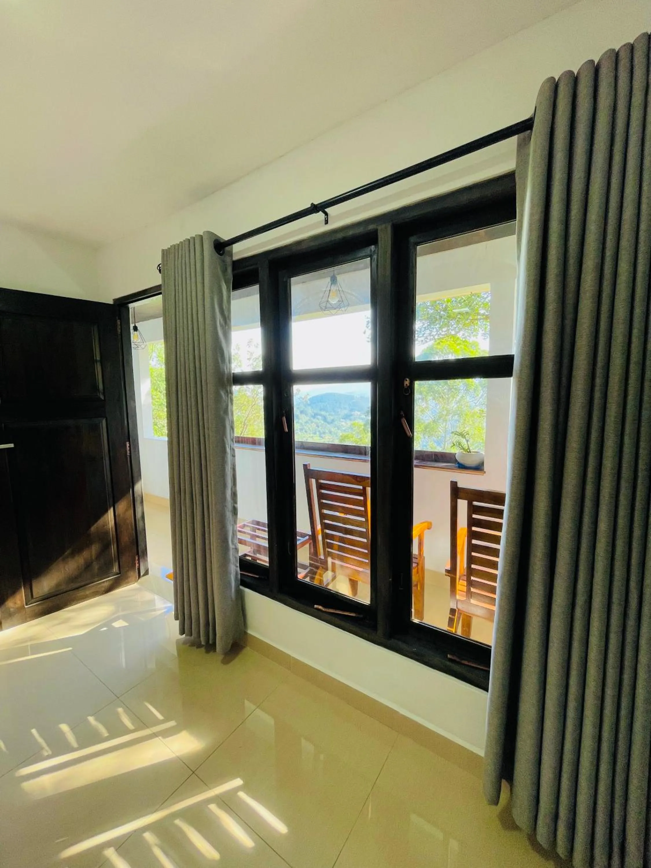 Bedroom in Pleasant View Ella