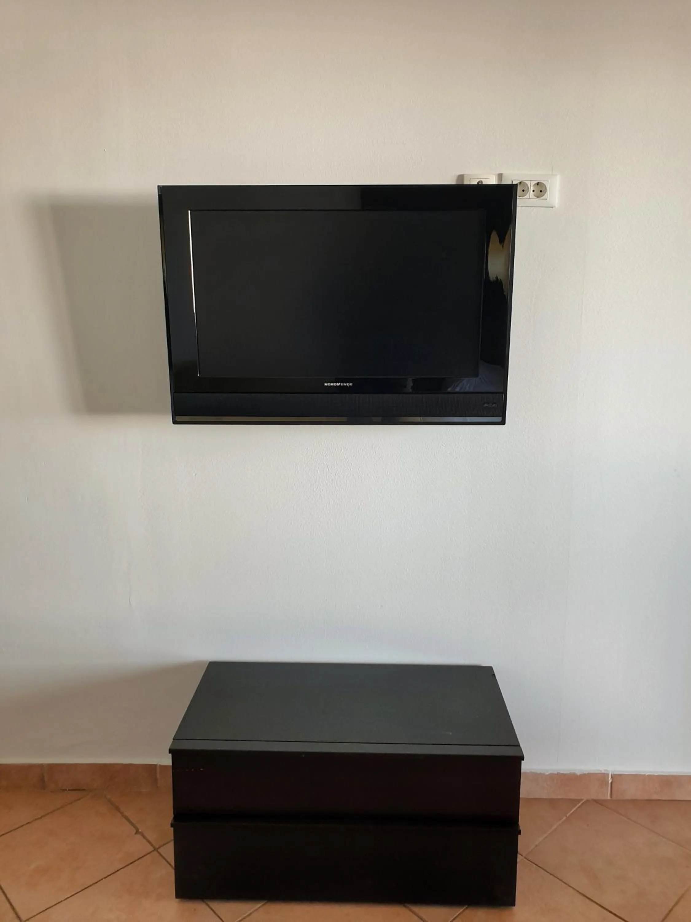 TV and multimedia in Family Bungalow Pineta