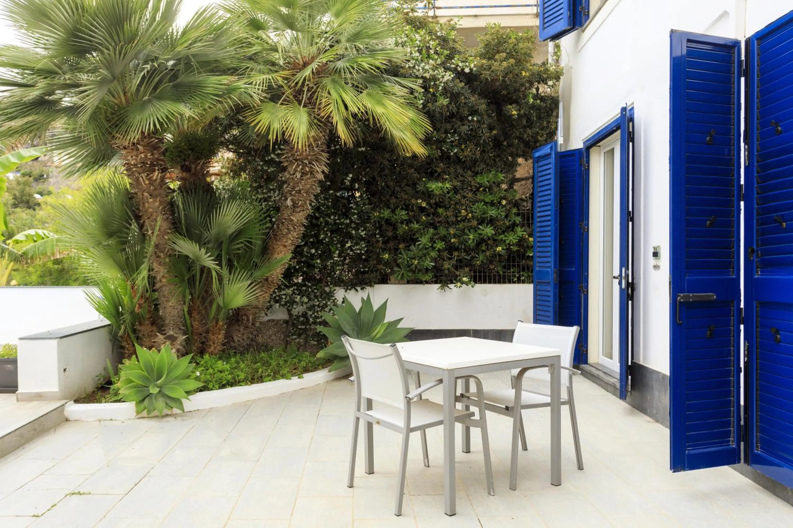 Patio in Residence Stella Marina