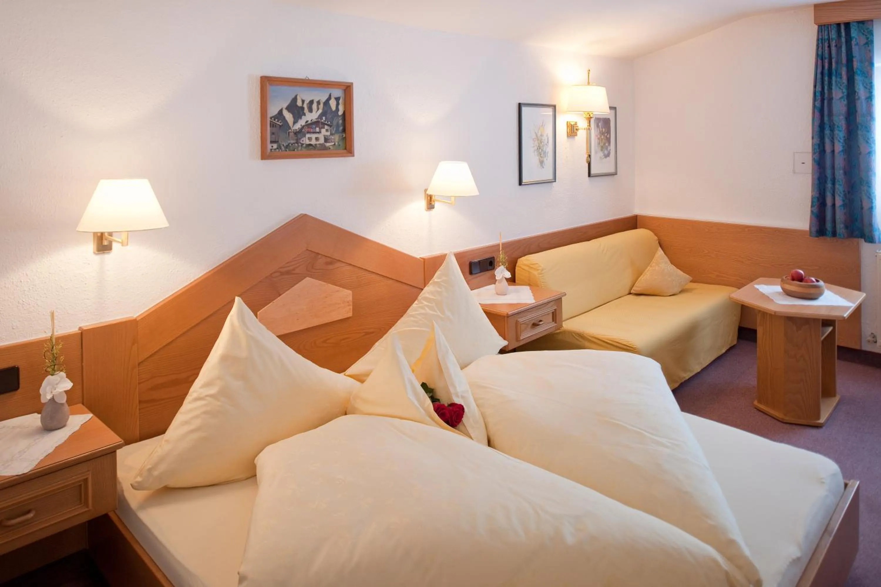 Bed in Hotel Jagdhof Bed & Breakfast